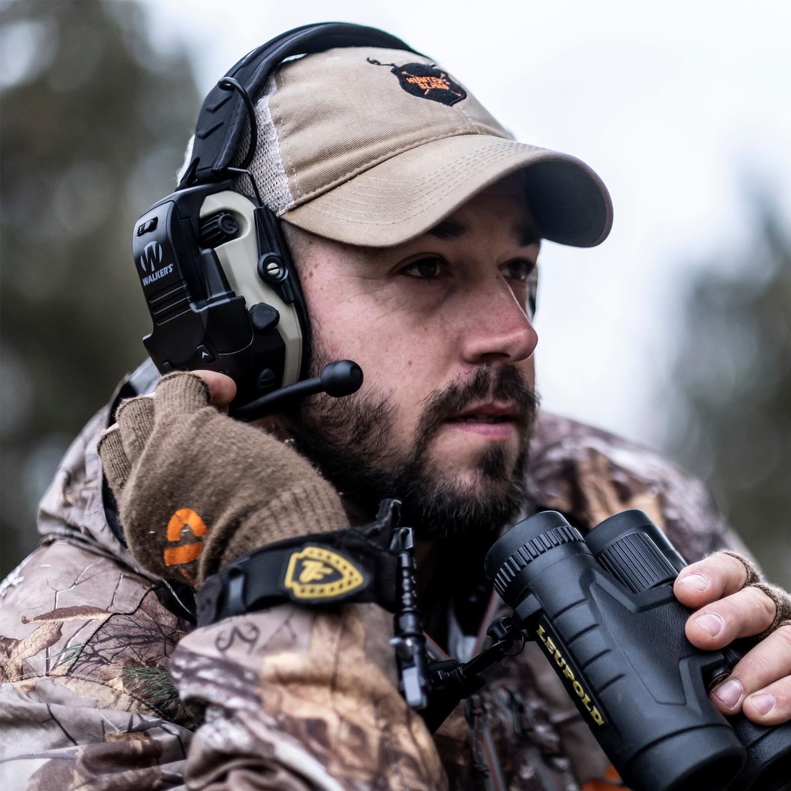 WALKER'S Walkie Talkie Attachment Razor - 22 Channels 3 Miles Range Distance Voice-Activated Handsfree Communication Device for Razor Shooting Muffs, 3 AAA Batteries Included