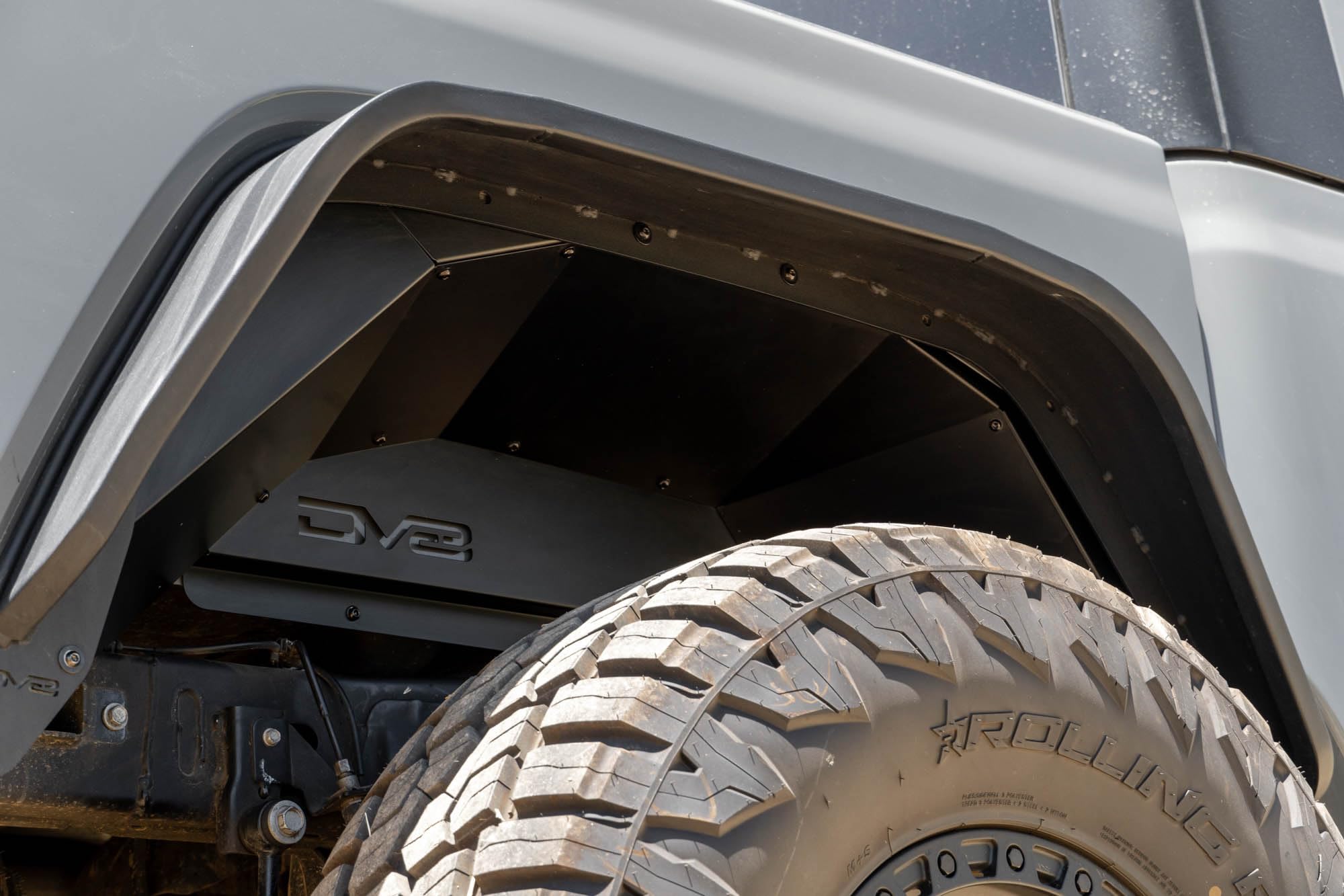 Rear Inner Fenders DV8 for 2020-2025 Jeep Gladiator JT | Protects Vital Components Near Rear Fender Compartment | Durable Lightweight Aluminum Construction | Bolt-On Installation | Powder Coated
