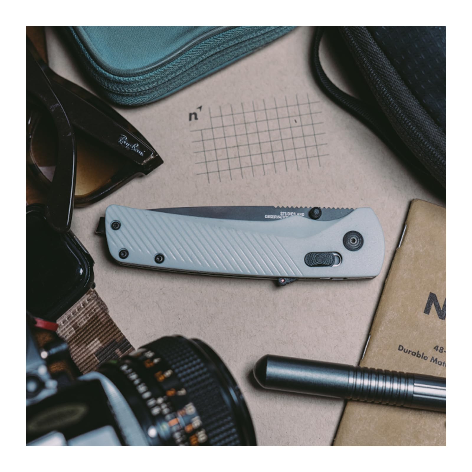 SOG Flash AT Ambidextrous Daily Carry Pocket Compact Folding Knife | Ergonomic Handle for Enhanced Grip | D2 Steel Blade, Concrete/Cool Gray