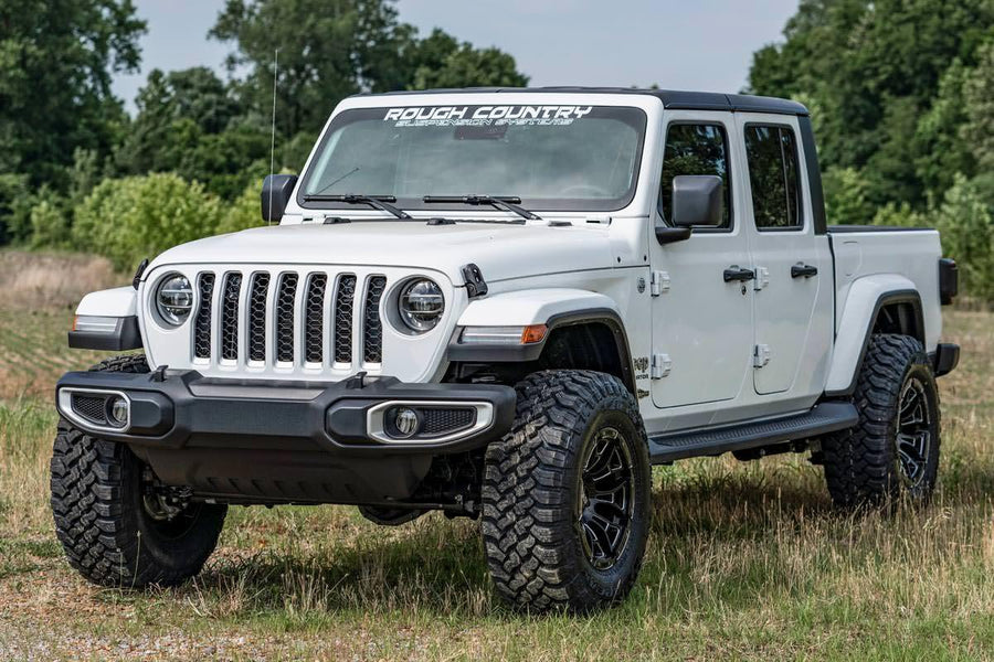 2.5" Rough Country Lift Kit w/V2 Shocks for 2020-2024 Jeep Gladiator JT - 64870