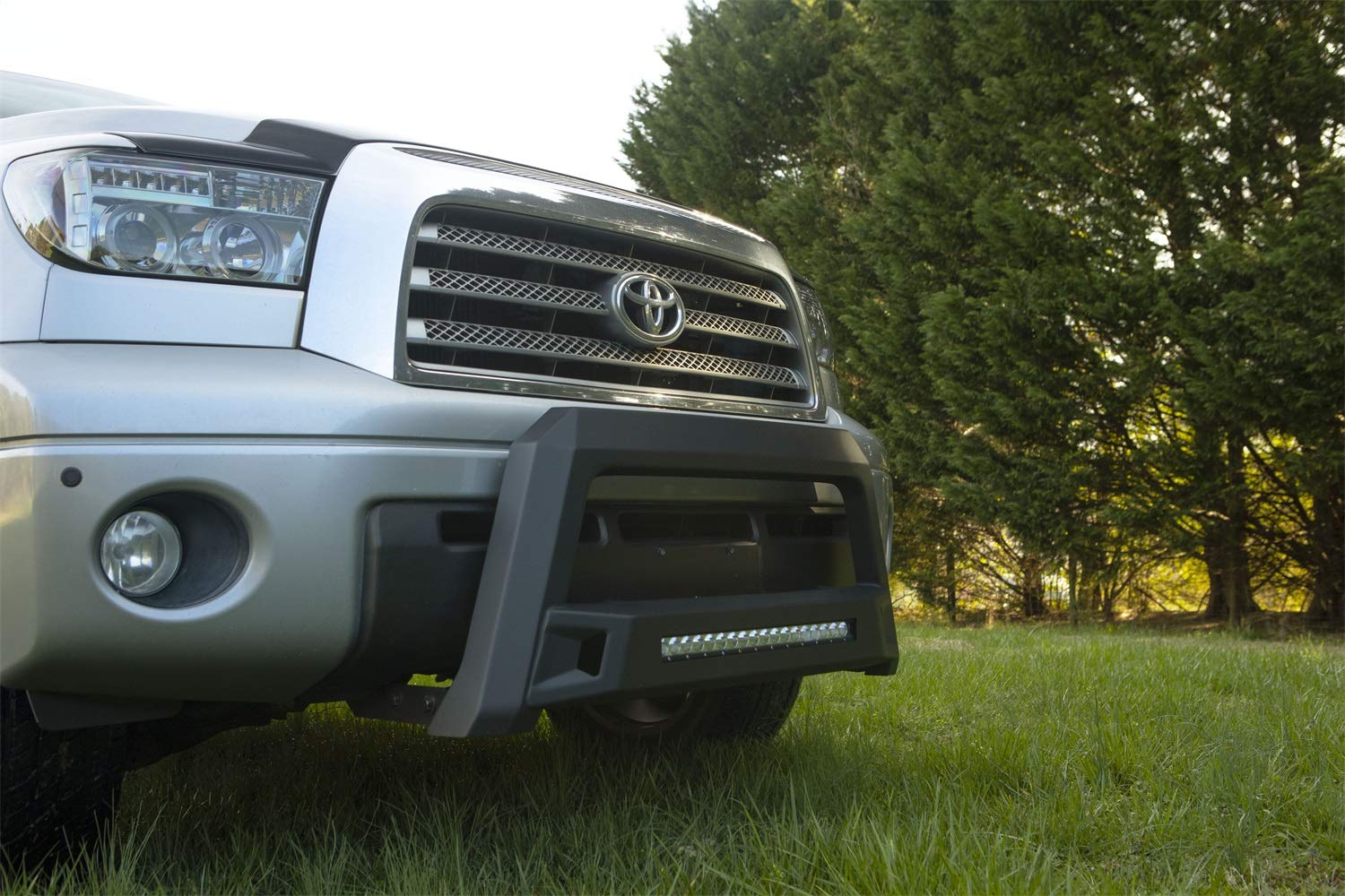 Lund Revolution 86521209 Bull Bar with Integrated LED Light Bar, Black Steel for 2007-2019 Toyota Tundra; 2008-2019 Sequoia