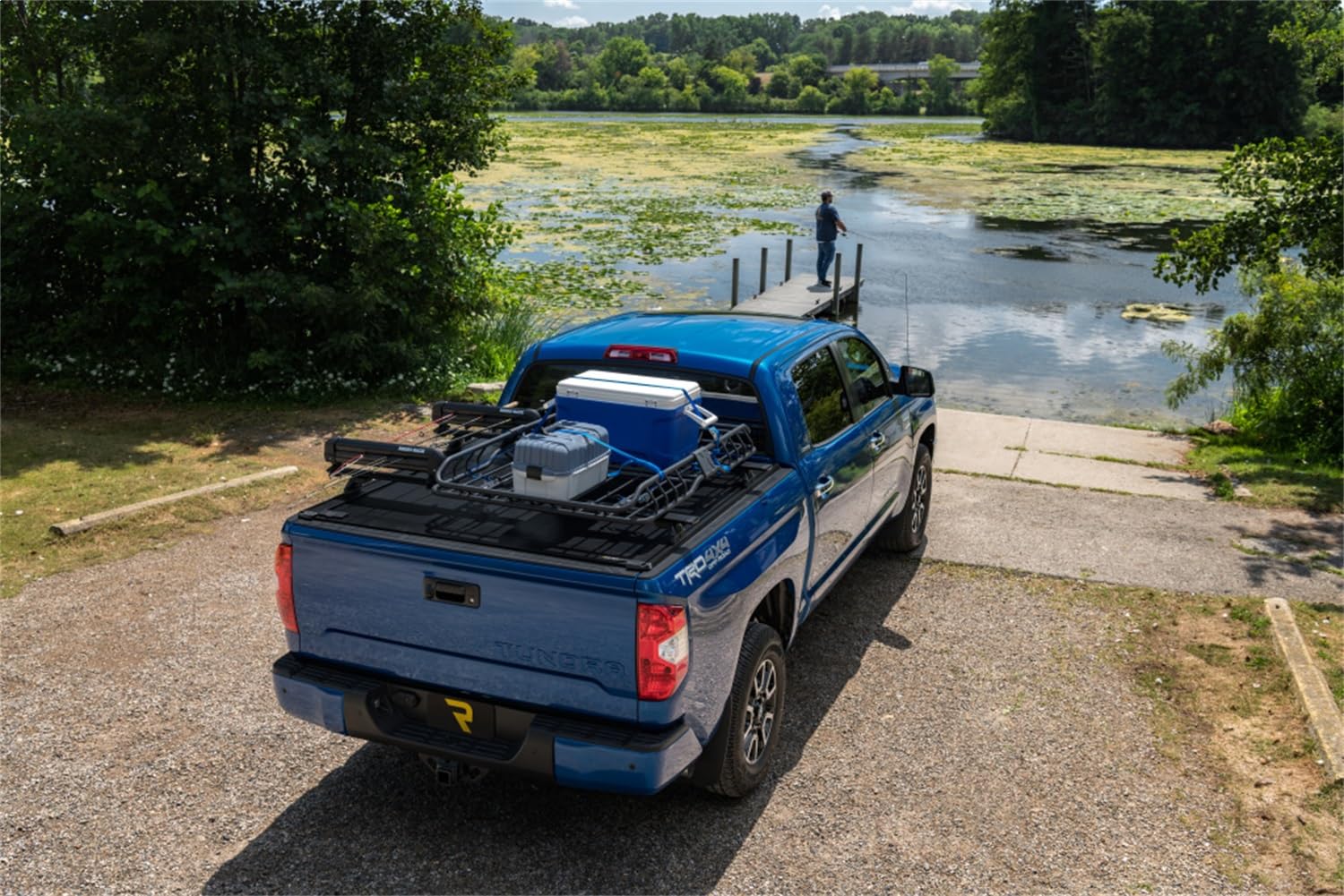 Retrax T-60870 - RetraxONE XR Retractable Tonneau Cover Fits Compatible with/Replacement for 24 TACOMA - Retrax