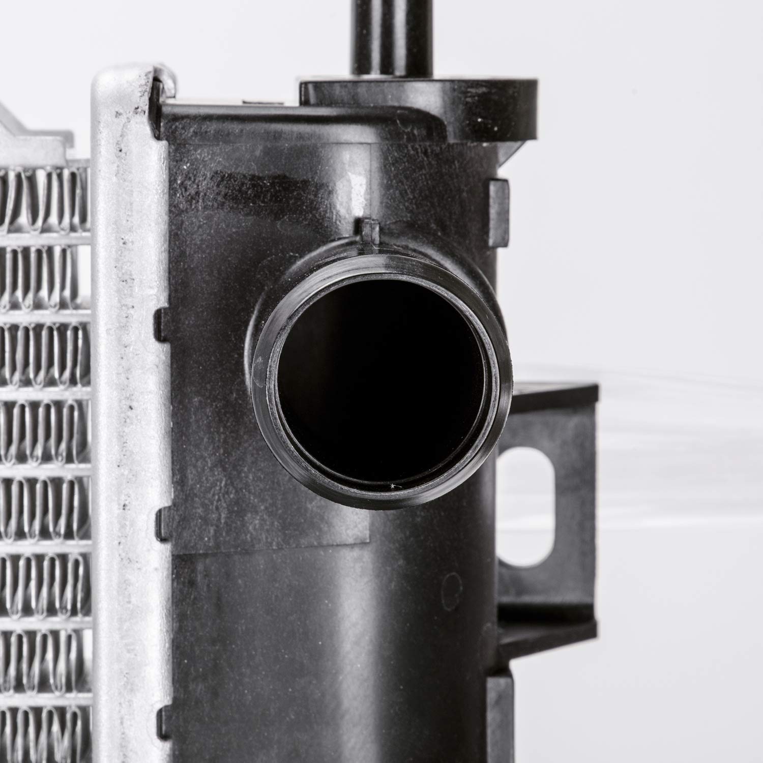 Replacement TYC 1702 Radiator