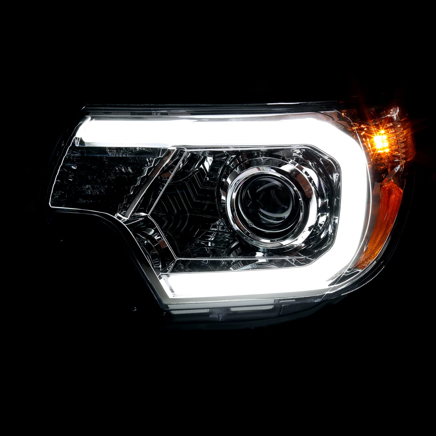 Chrome Projector Headlights w/LED Bar Spec-D Tuning Compatible with 2012-2015 Toyota Tacoma, Left + Right Head Lights Assembly