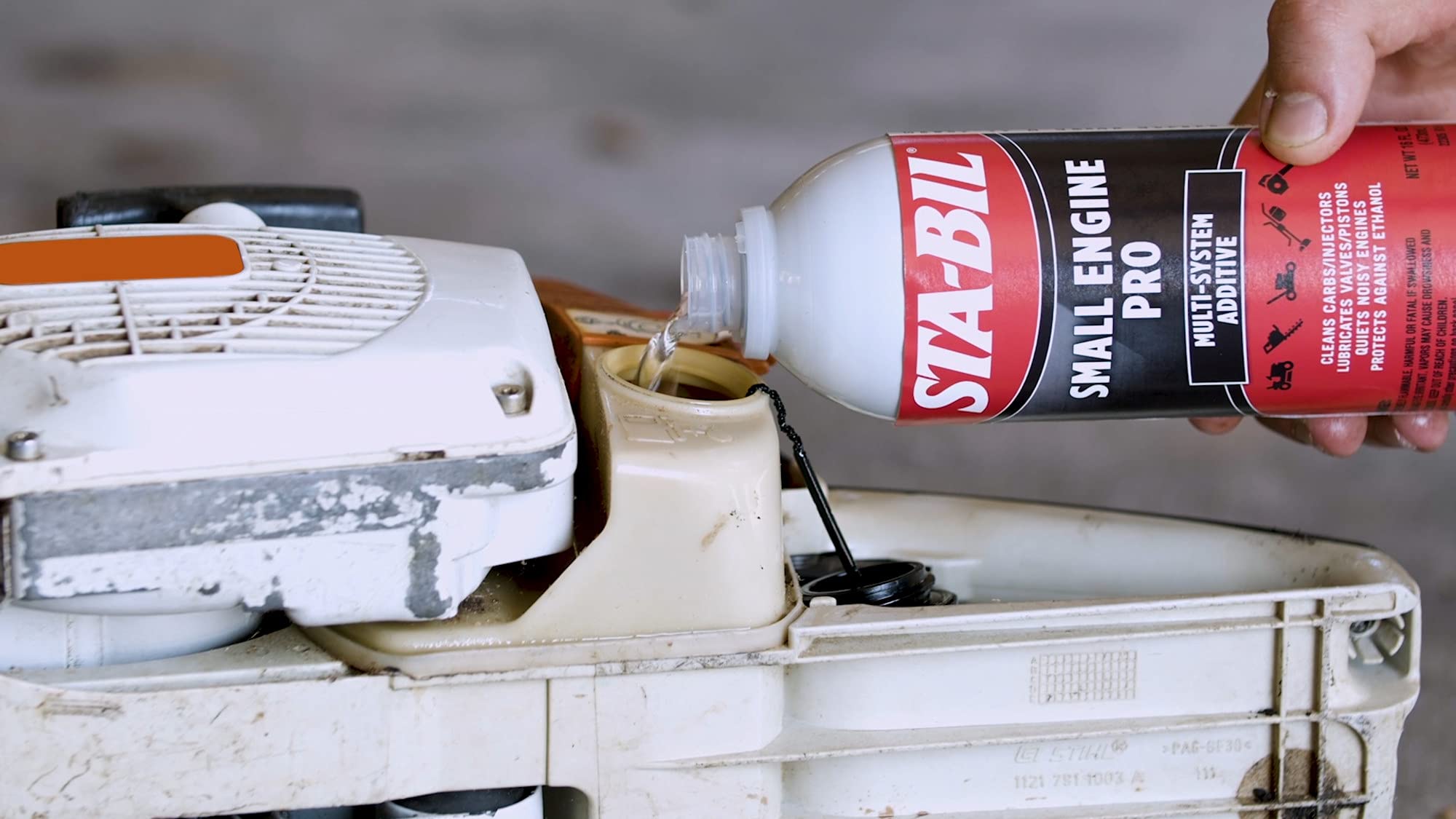 Small Engine Pro STA-BIL Multi-System Additive - Protects Against Ethanol - Cleans Carb And Injectors - Improves Engine Efficiency - Lubricates Valves And Pistons, 16 fl. oz. (22305) , Red