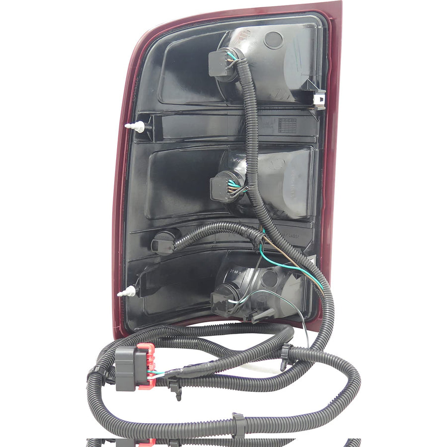 Right TYC Tail Light Assembly Compatible with 2007-2010 GMC Sierra Pickup