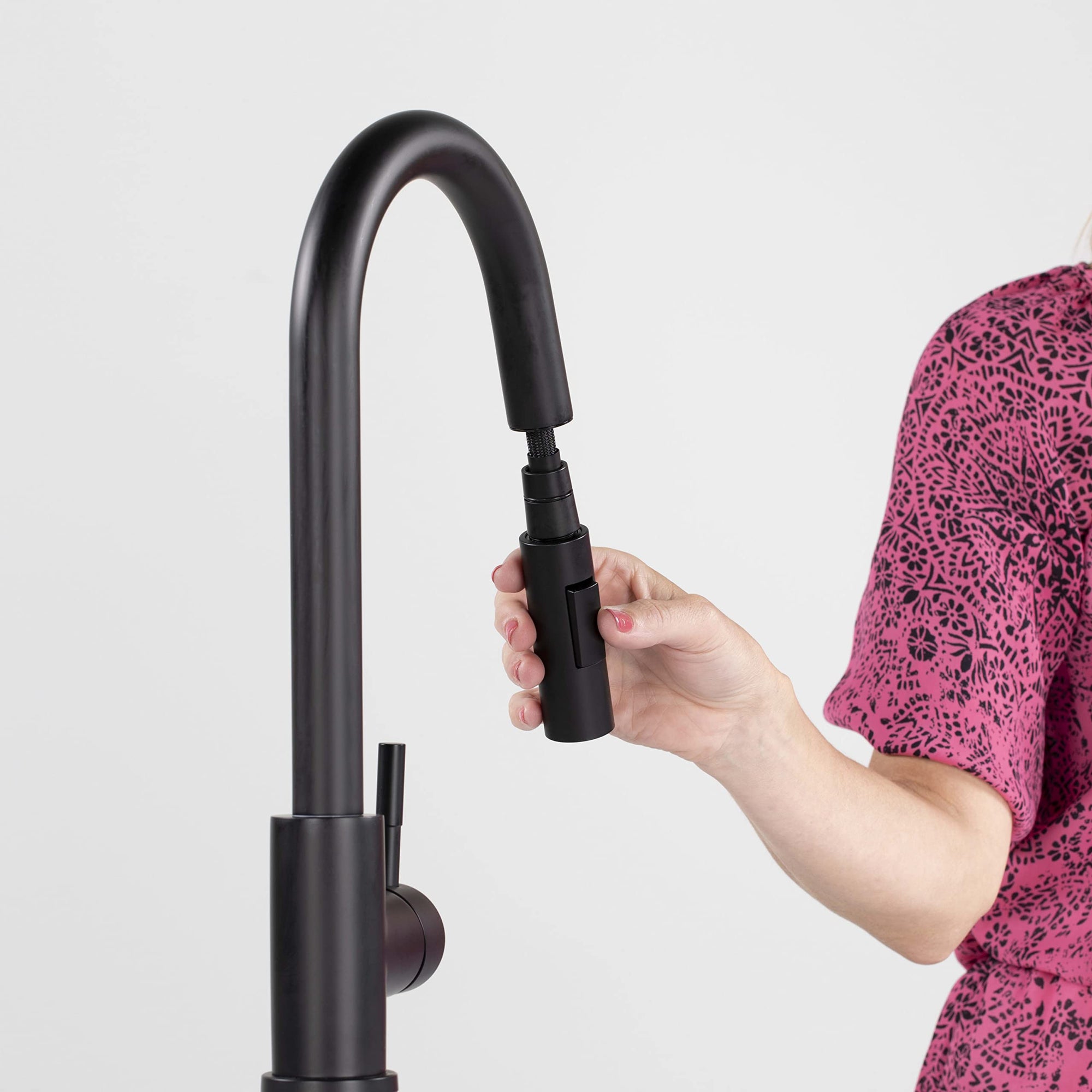 Pull Down Flow Max Bullet Kitchen Faucet for RVs and Residential