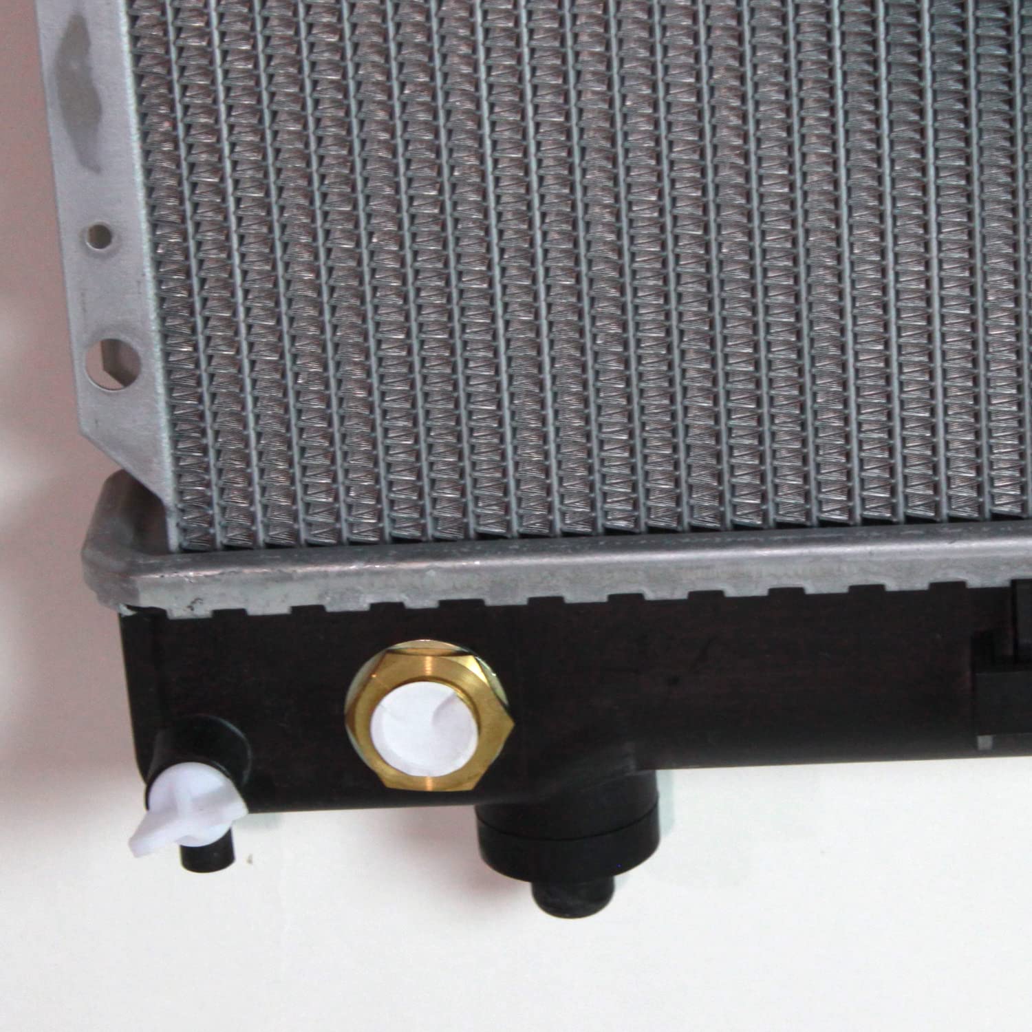 Radiator TYC 981 Compatible with 1987-1996 Dodge Dakota