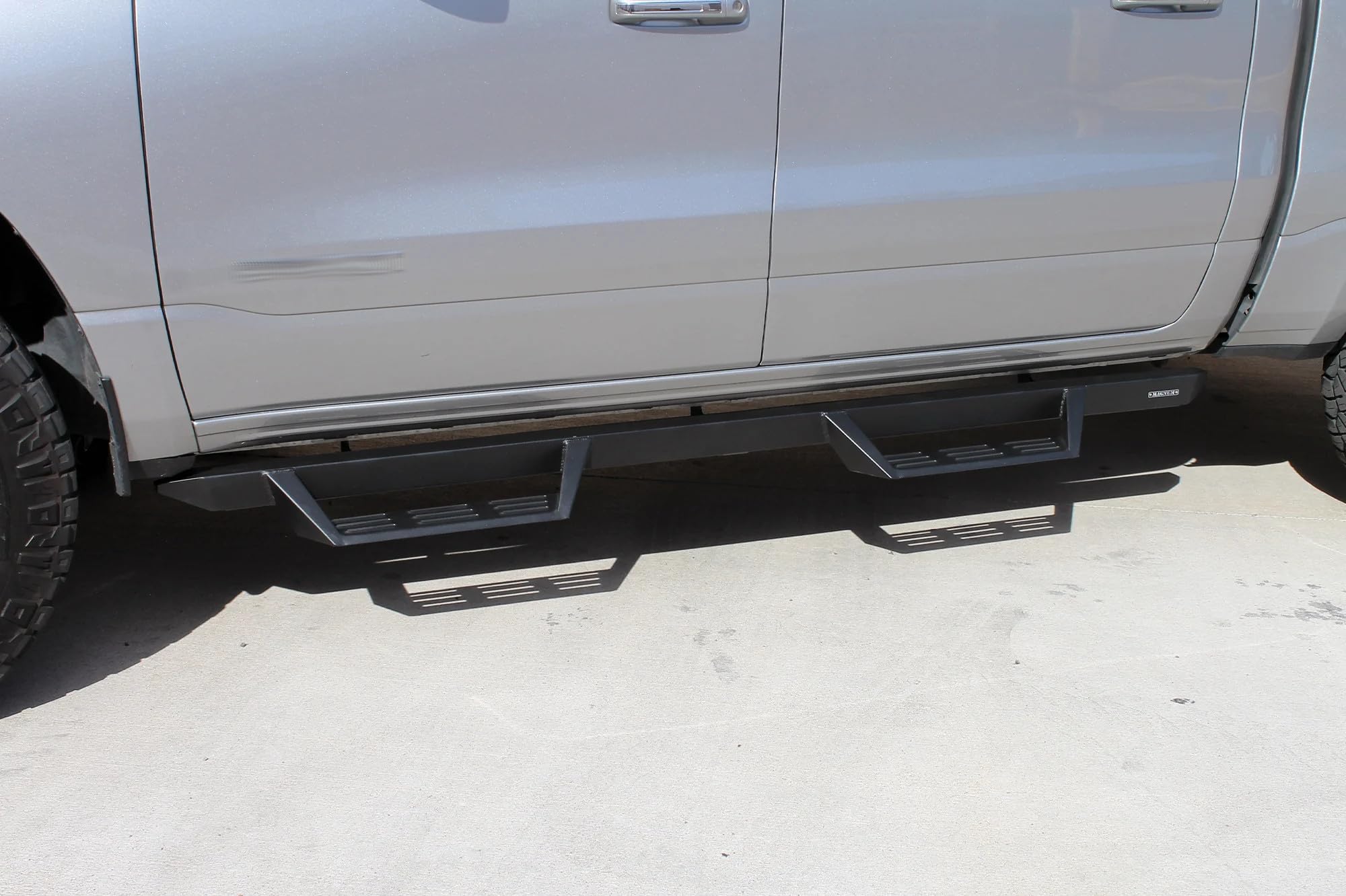 Black Magnum RT Gen 2 Drop Steps Running Boards Compatible with New Body 2019-2026 1500 Crew Cab