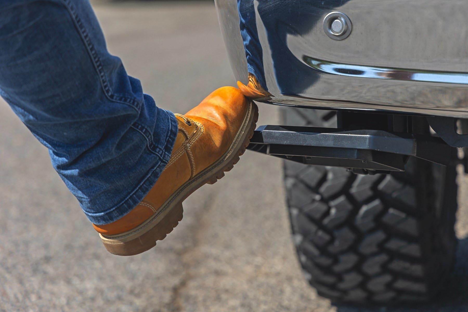 Rough Country Retractable Manual Bed Step for Ford F-150/Lightning (2021-2025) - 6" Wide Non-Slip Aluminum TailgateStep, 330 lb Capacity, Easy Bolt-On Install