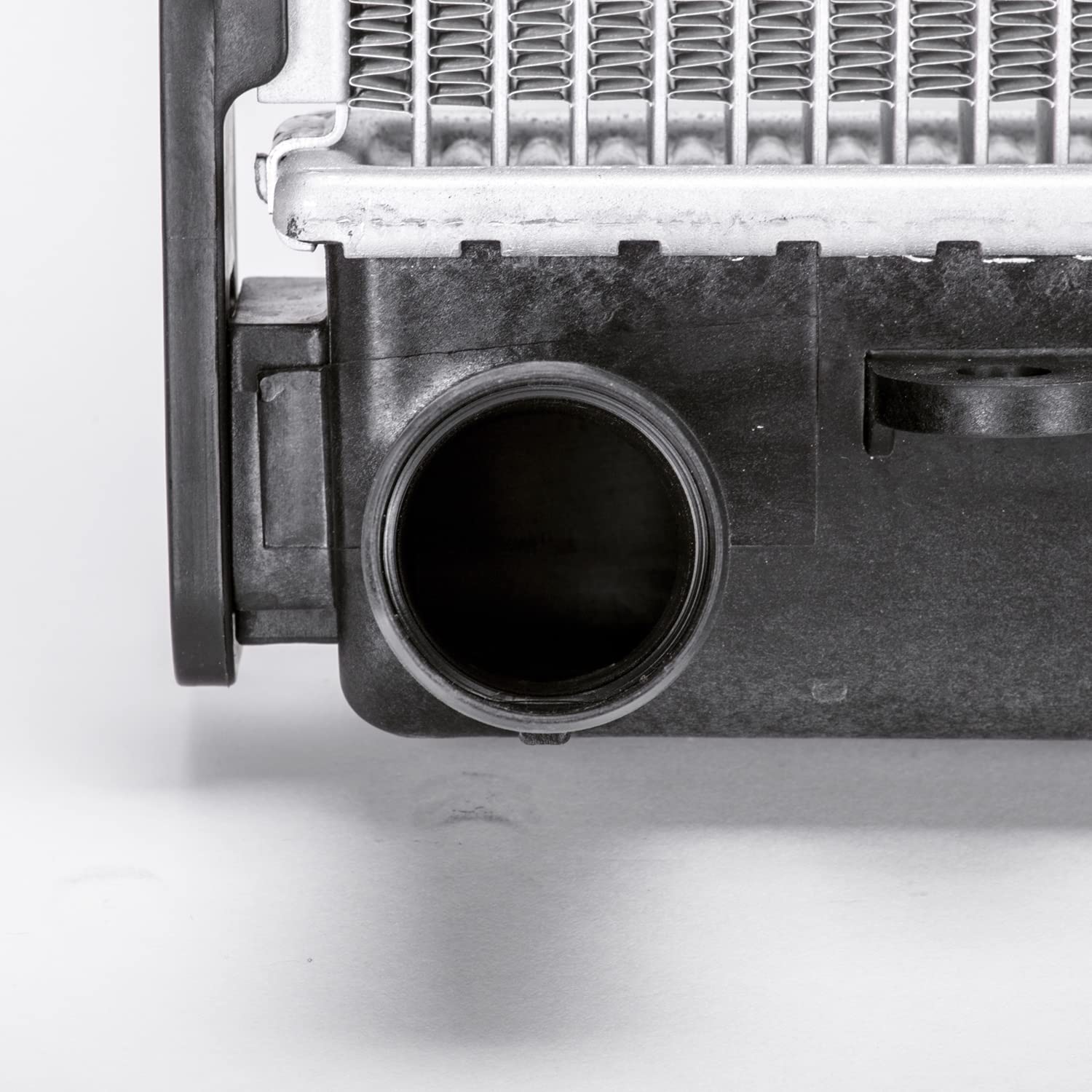 Radiator TYC Compatible with 2007-2010 Hummer H3