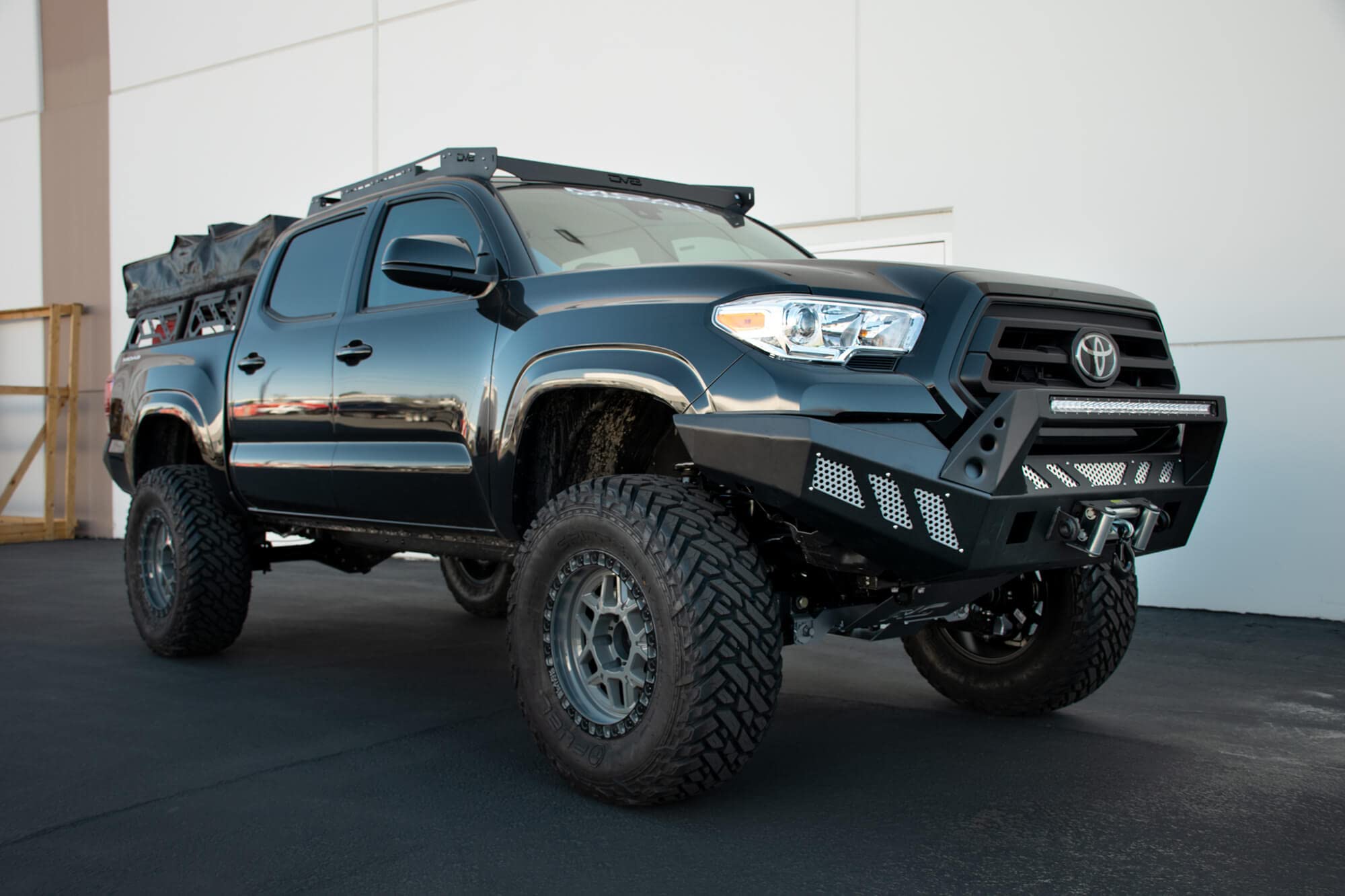 Slotted Aluminum Roof Rack | DV8 Offroad | Compatible with 2016+ Toyota Tacoma Double Cab | Optional Light Mounts | Black Finish