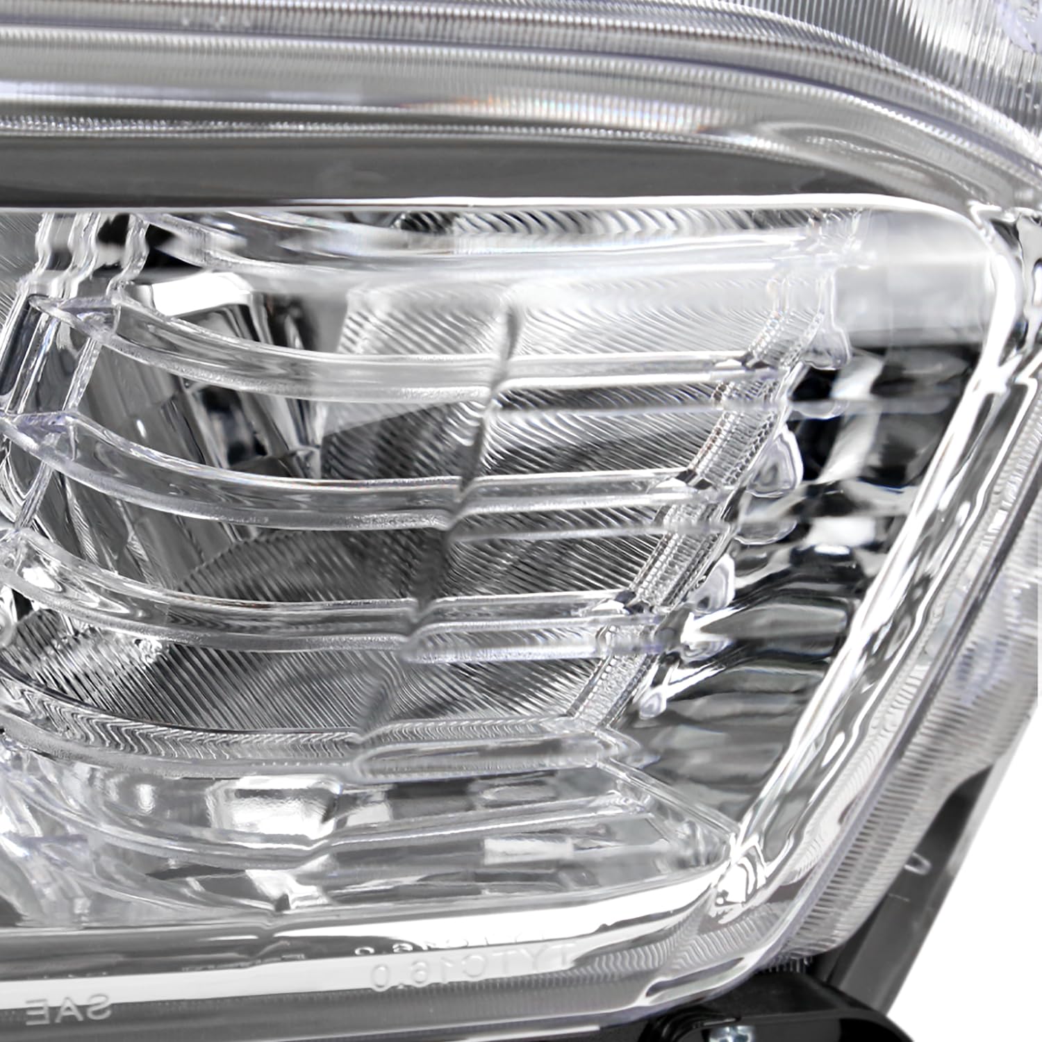 Right Passenger Side SPEC-D TUNING Chrome Projector Headlight Compatible with 2016-2022 Toyota Tacoma with factory LED daytime running lights