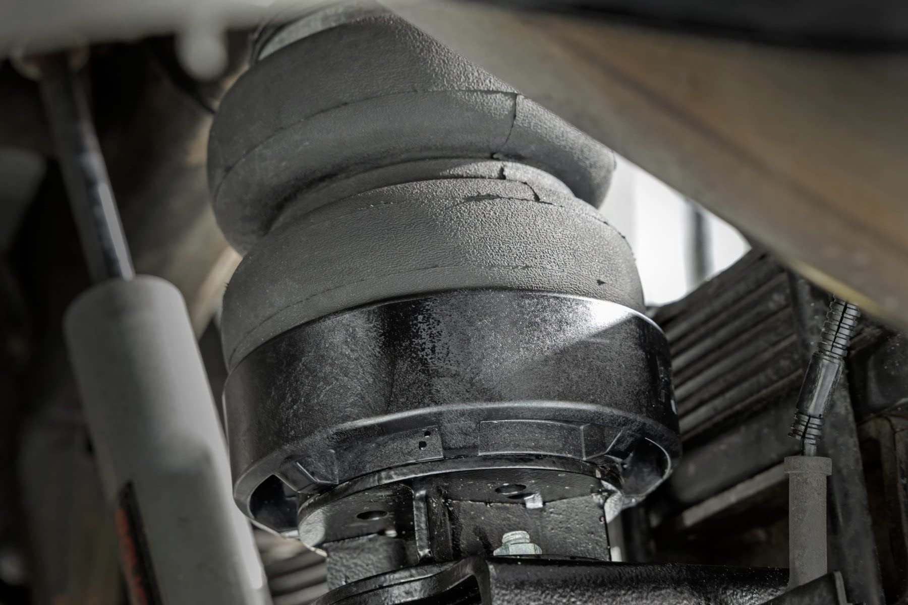 Rough Country Air Spring Cradle Kit - Universal Fit for Convulated Air Bags Under 4.11"