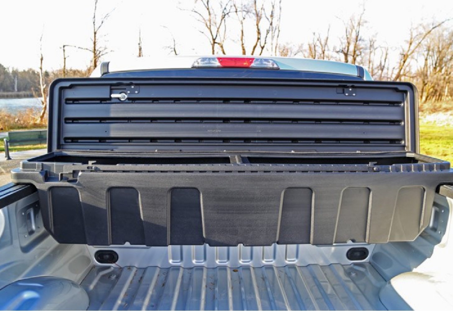 Poly Crossover Tool Box Dee Zee DZ6170P - Full Size 70"