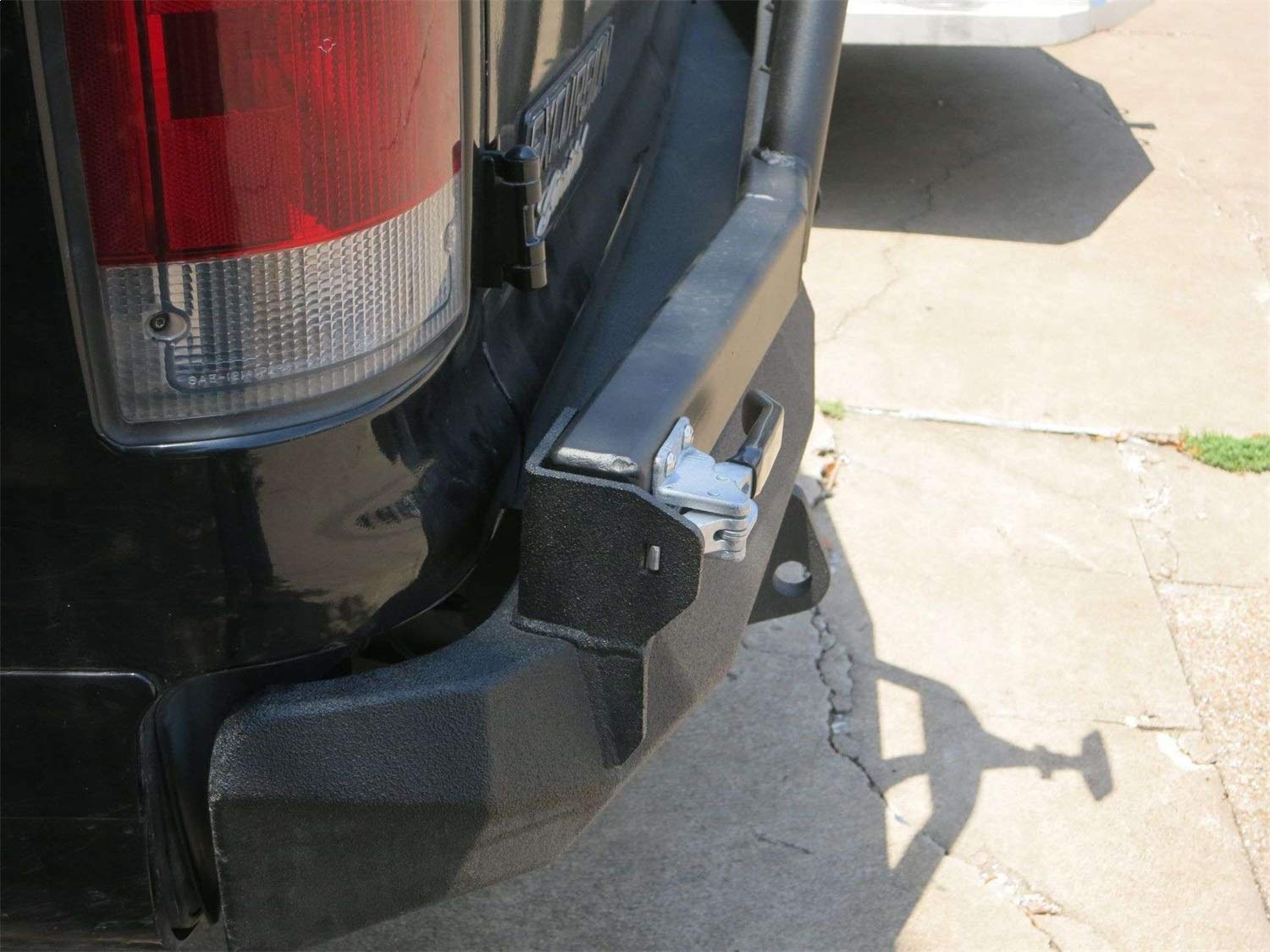 61208B Road Armor Tire Carrier
