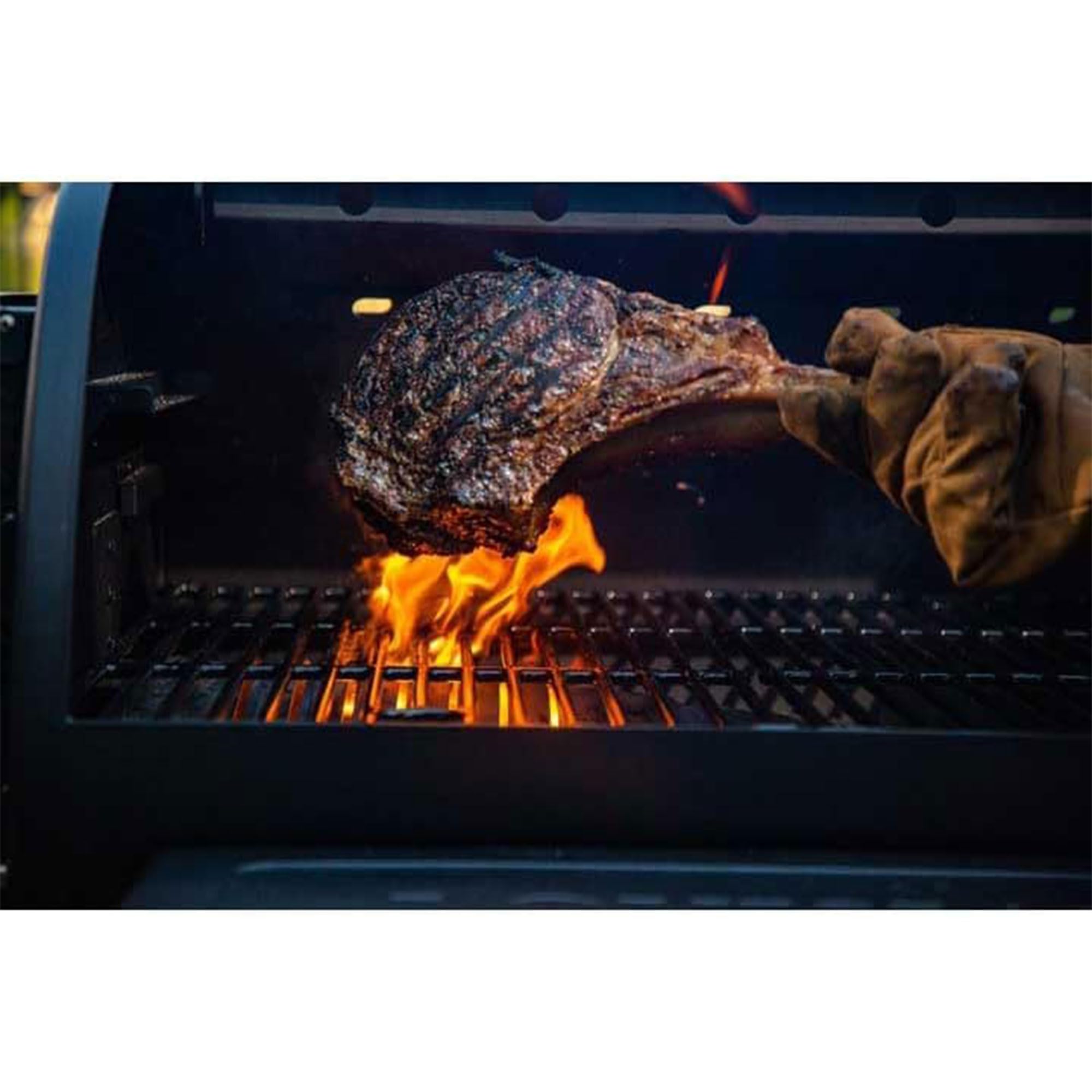 Louisiana Grills LG800BL 10638 Black Label Series Wood Pellet Grill with WiFi Control 800