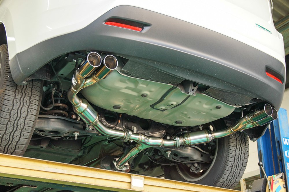 Muffler HKS 32018-AT059 (LEGAMAX Premium ZSU60W HARRIER), 1 Pack, (N)