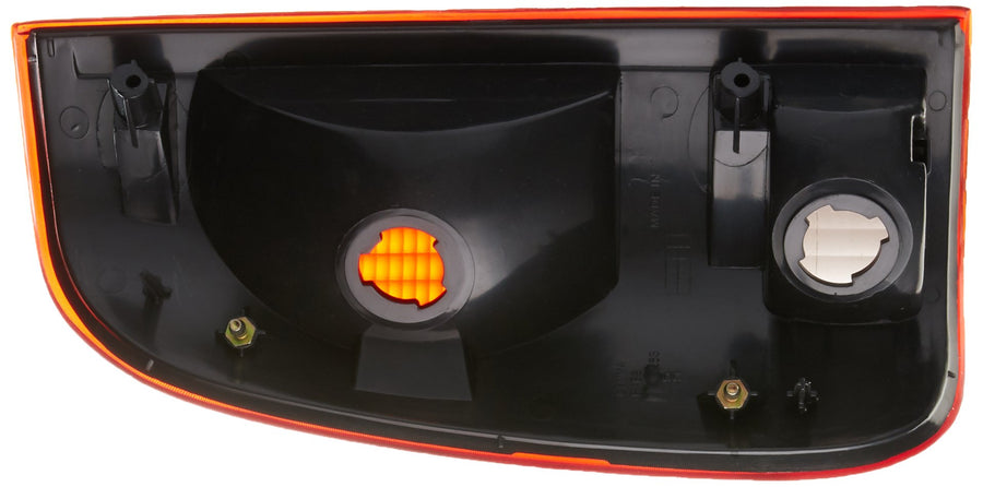 FR263-U000R Eagle Eyes Tail Light
