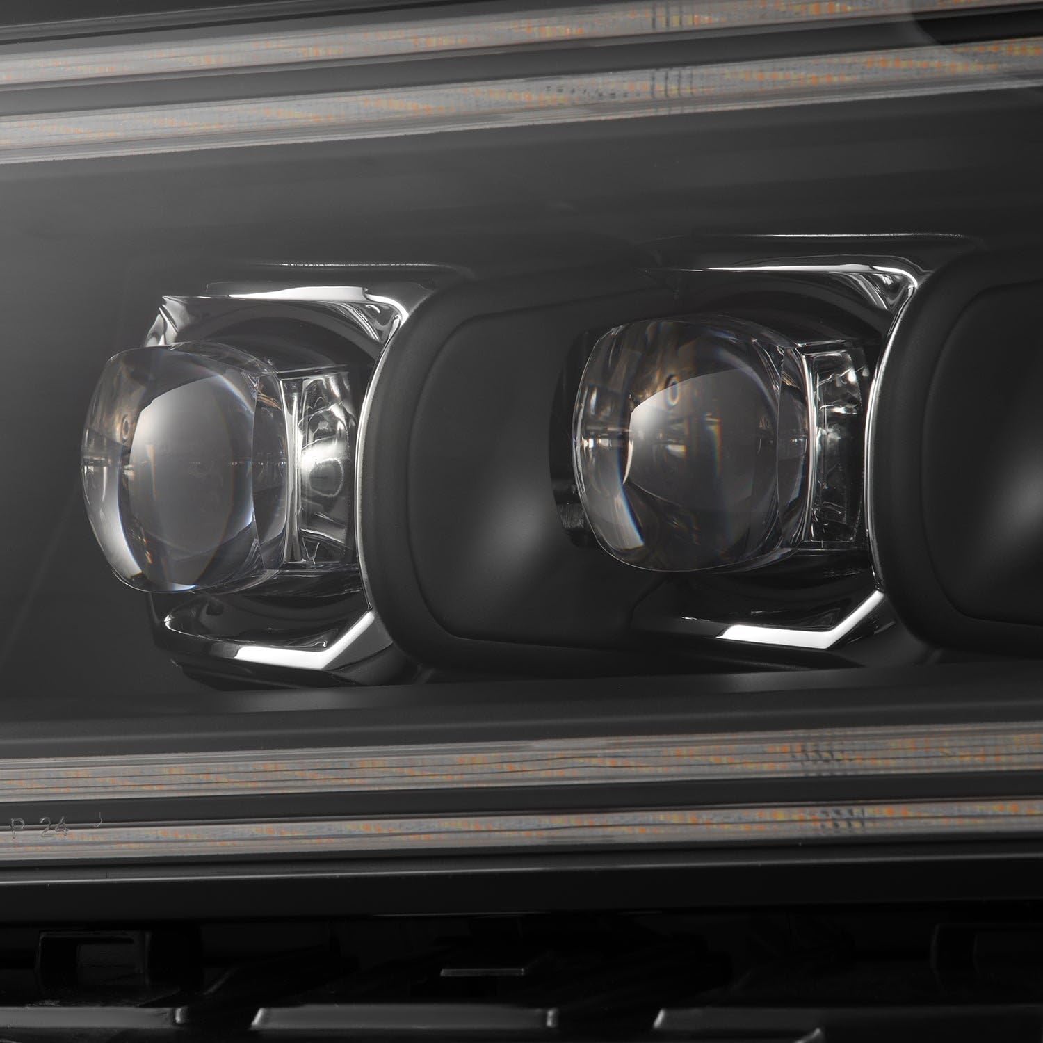 880500 - AlphaRex NOVA-SERIES PROJECTOR HEADLIGHTS
