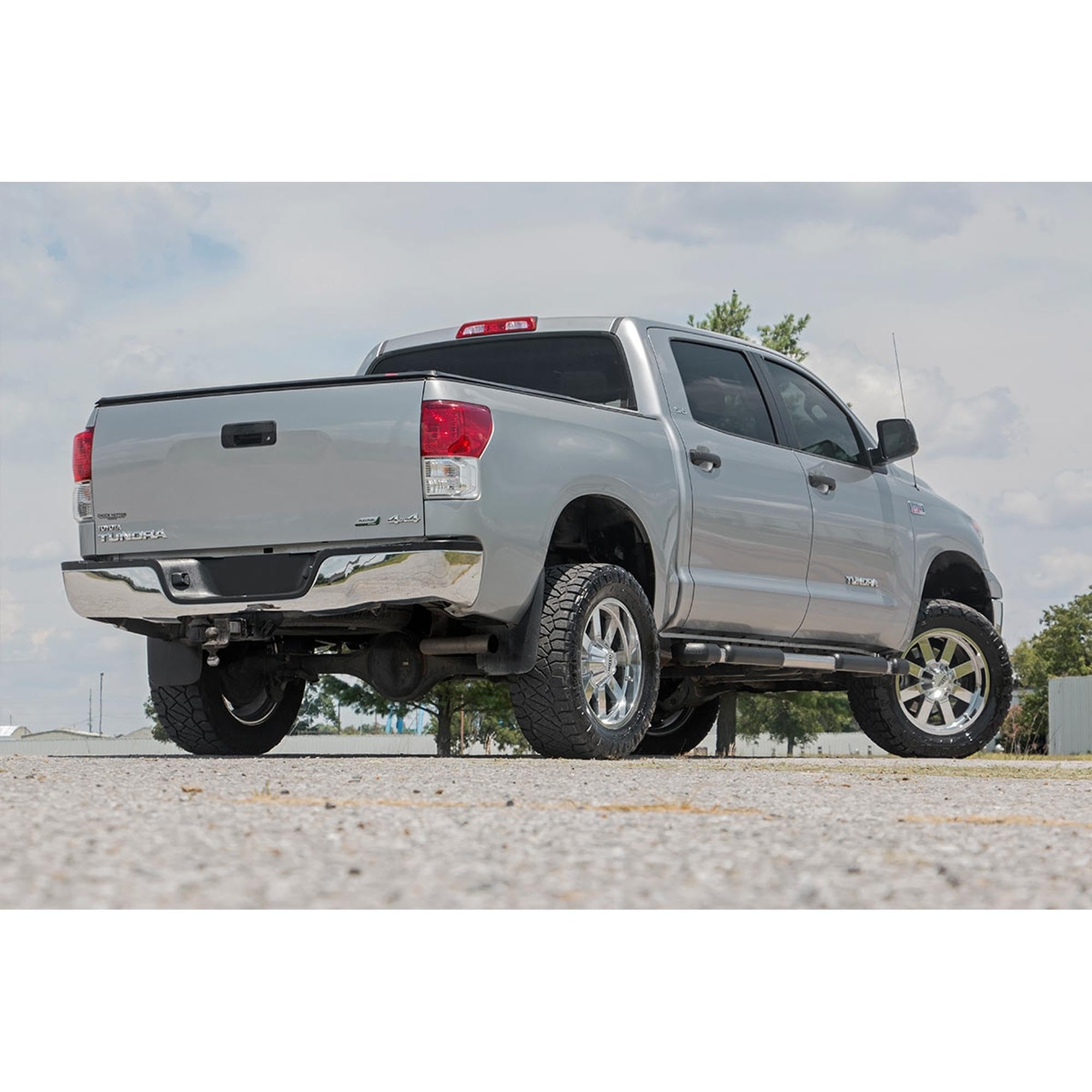 3.5" Rough Country Lift Kit w/N3 Struts for 2007-2021 Toyota Tundra - 76831RED