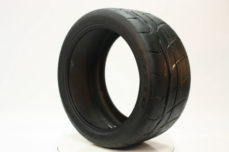 NITTO NT01 275/35ZR18 95W COMPETITION RADIAl NITTO