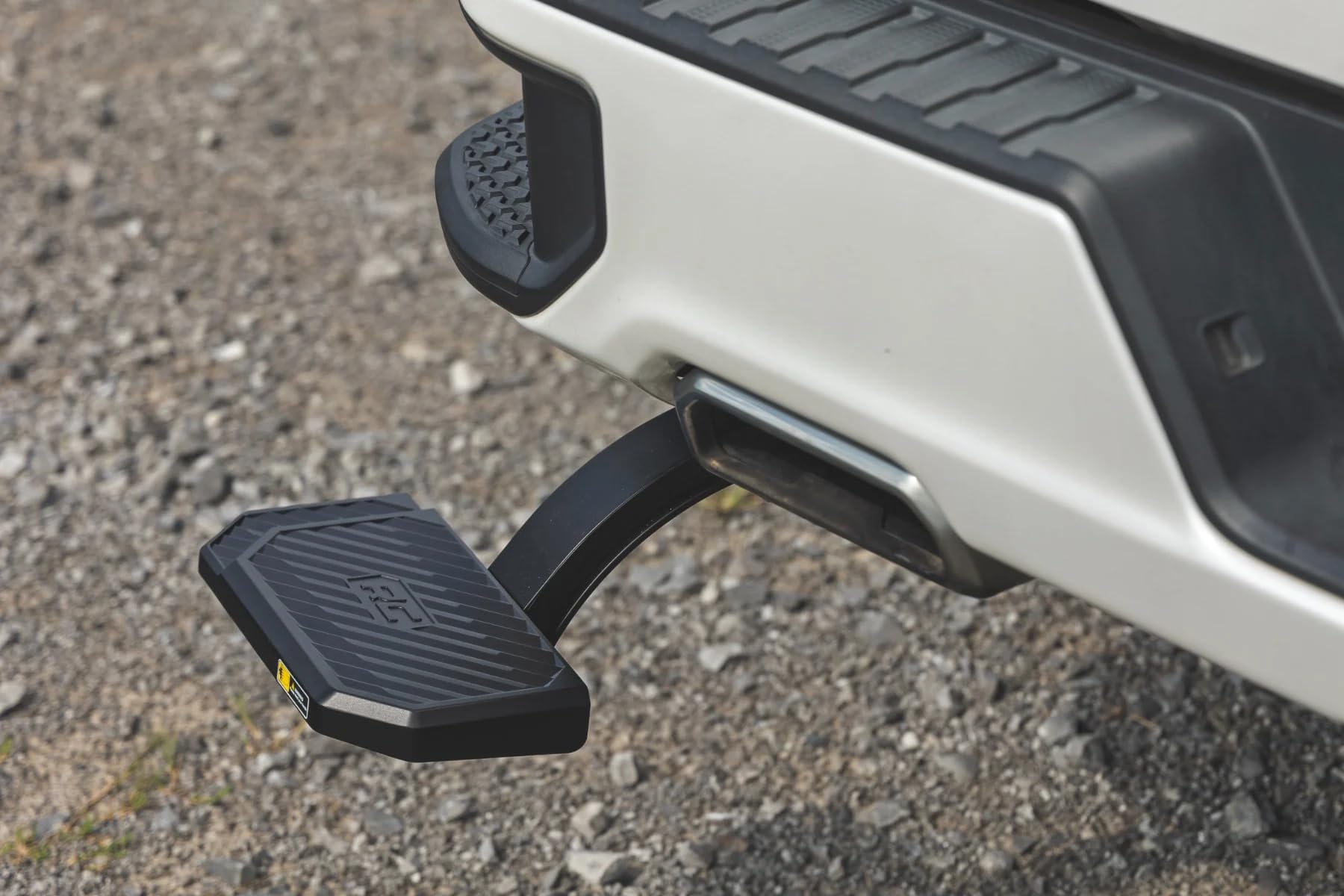 Rough Country Bed Step Retractable for Chevy Silverado & GMC Sierra 1500 (2019-2026) - Manual Pull Tailgate Step, Non-Slip Truck Step