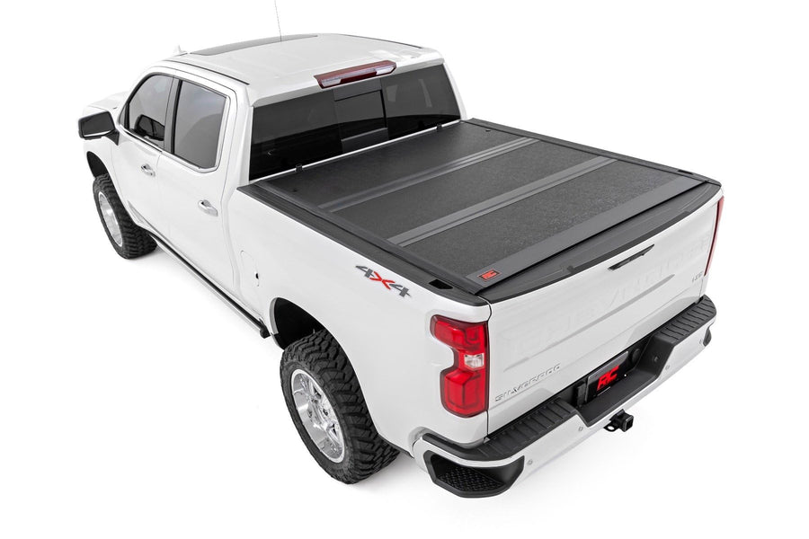 Rough Country Tonneau Cover Hard Tri-Fold for Chevy Silverado & GMC Sierra 1500/2500HD/3500HD (2014-2019) - Low-Profile Truck Bed Cover, Fits 6'7 Bed w/Rail Caps