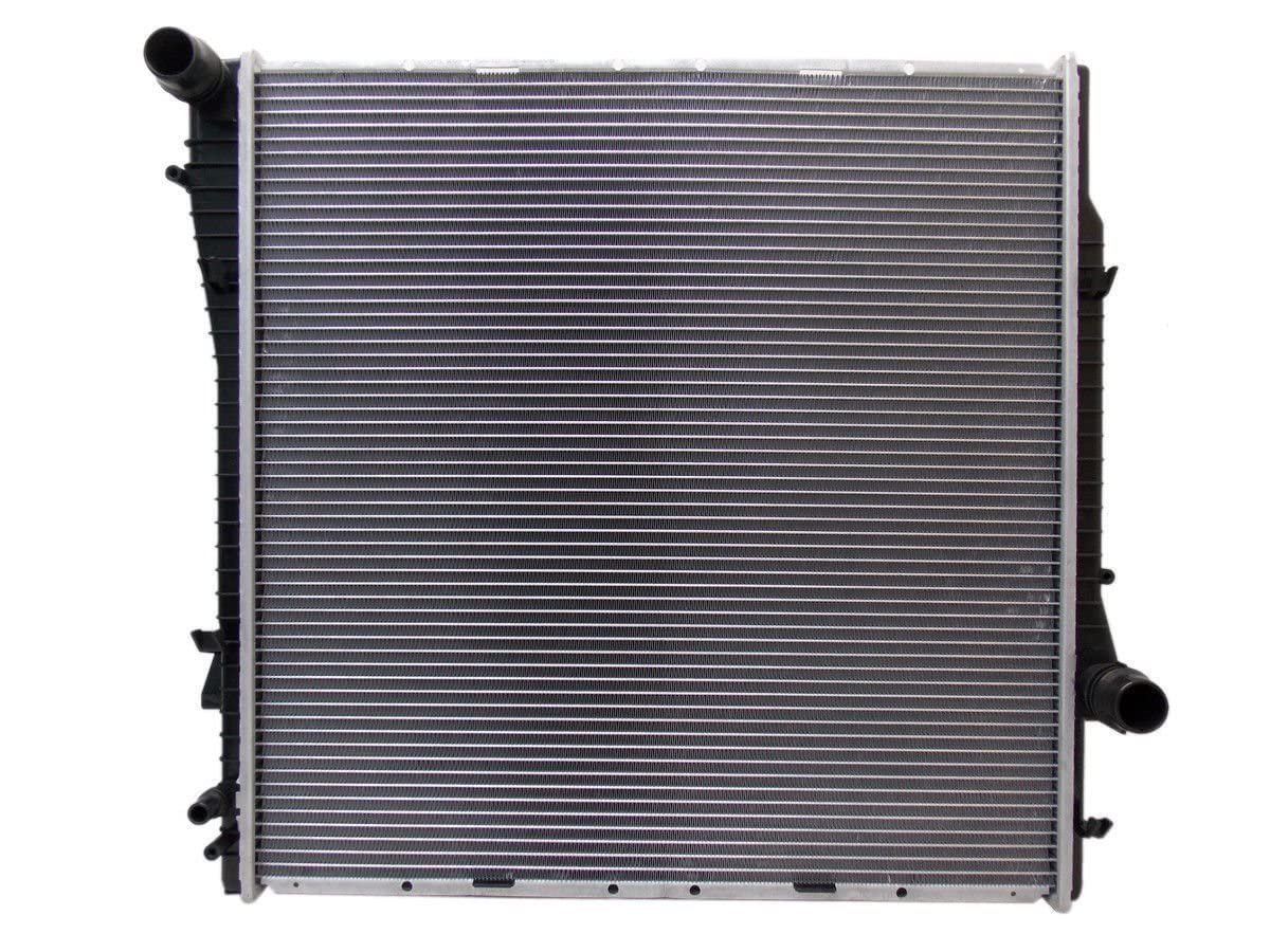 BMW X5 3.0L 2006-2001: CSF Radiators 3179 Radiator