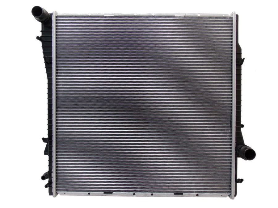 BMW X5 3.0L 2006-2001: CSF Radiators 3179 Radiator