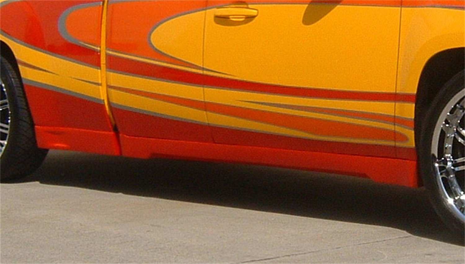 950-70186 Street Scene Side Skirt