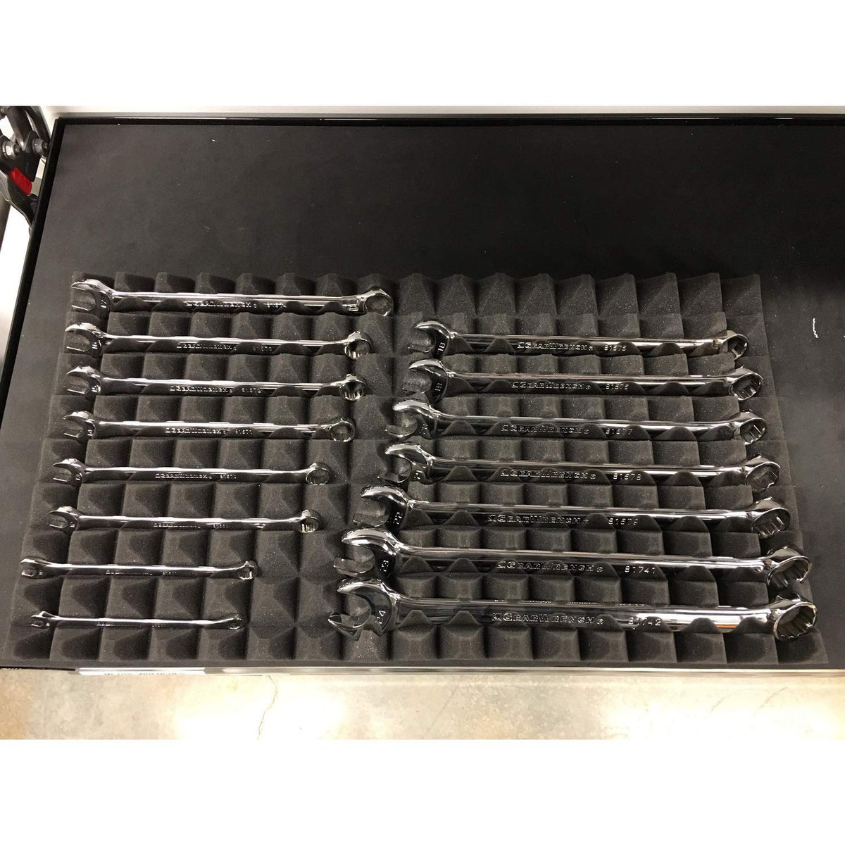 4 Pc. GEARWRENCH Trap Mat Universal Tool Drawer Liners - 83370