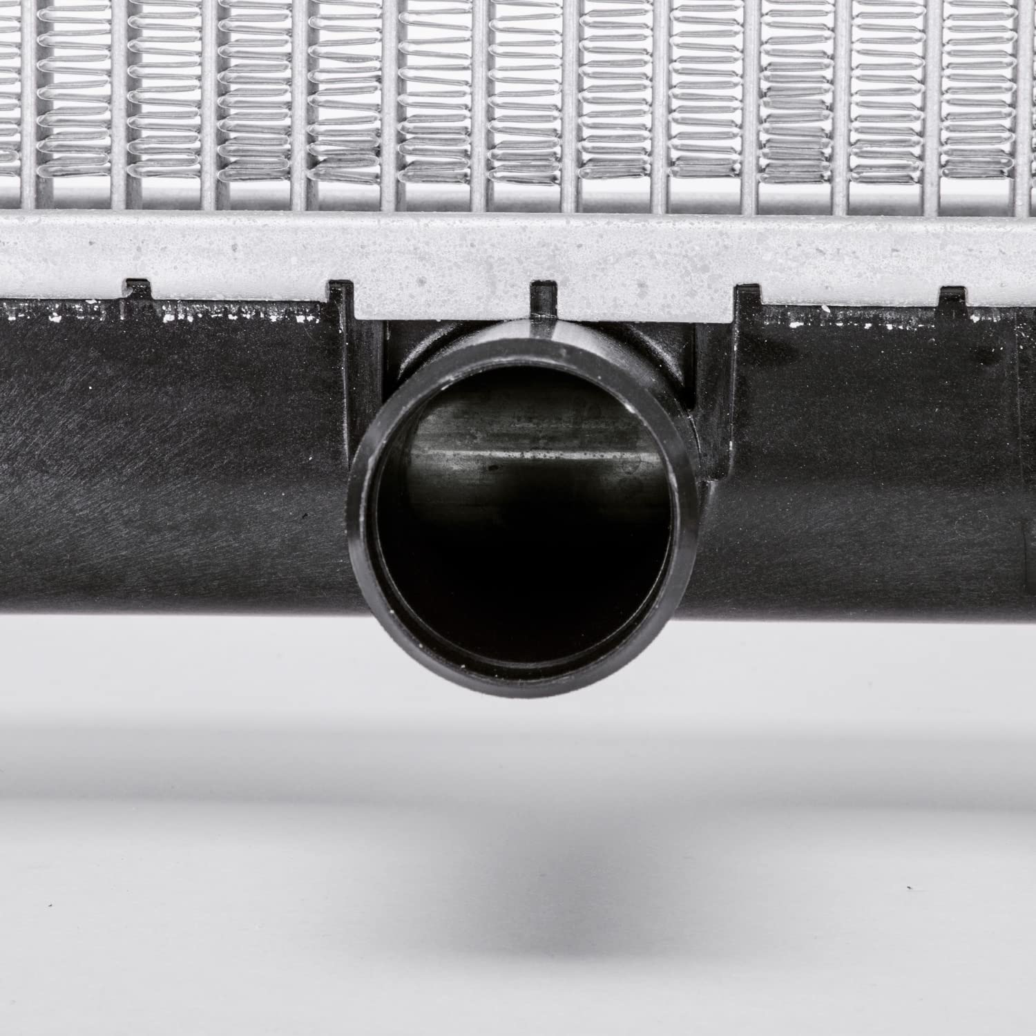 Radiator TYC Compatible with 2001-2004 Dodge Neon