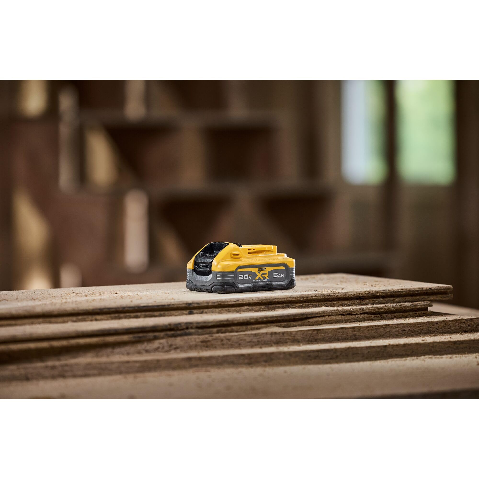DEWALT POWERSTACK 20V MAX Battery, More Power More Compact, Rechargeable 5Ah Lithium Ion Battery (DCBP520)