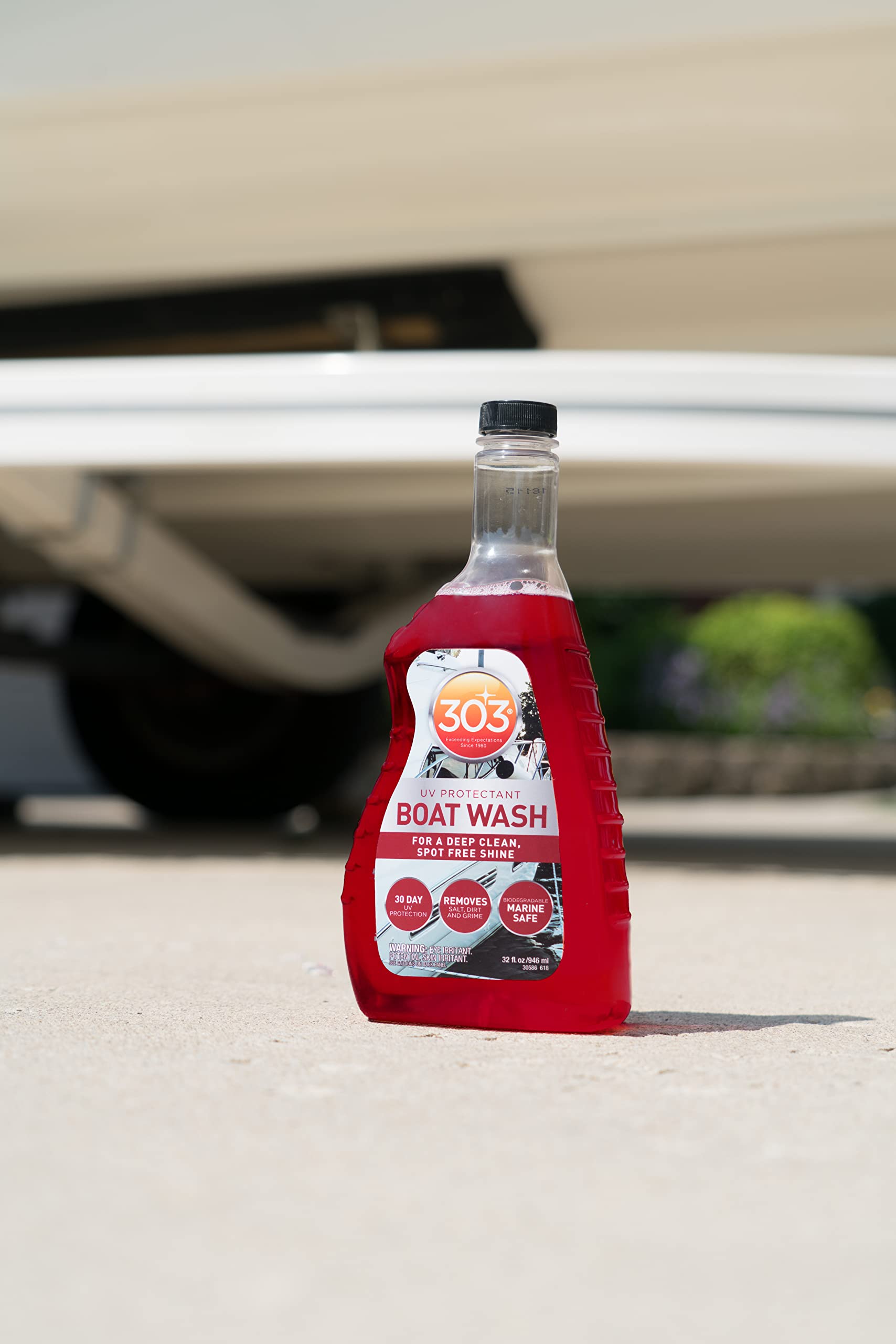 303 Products Boat Wash Marine with UV Protectant - For A Deep Clean, Spot Free Shine - 30 Day UV Protection - Removes Salt, Dirt, And Grime - 32 fl. oz. (30586)
