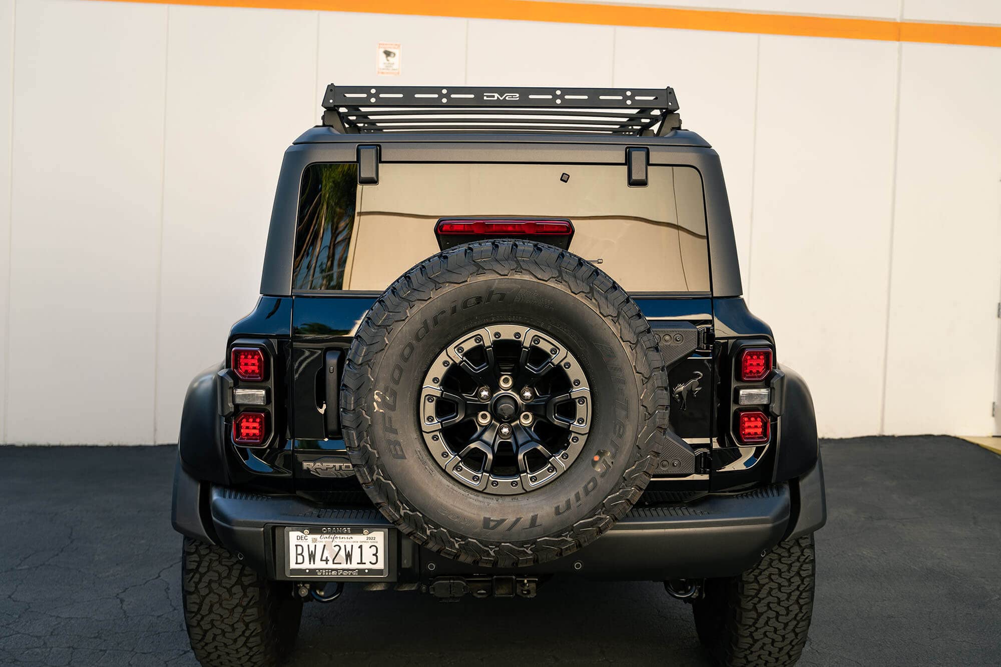 Hard Top Roof Rack DV8 Offroad for 2021-2025 Ford Bronco 4-Door | OEM Hardtop | Mounts 40” & 50” Light Bar | Bolt-On Installation | Multiple Tie Down Points | 200 lb Capacity | Multiple Accessories
