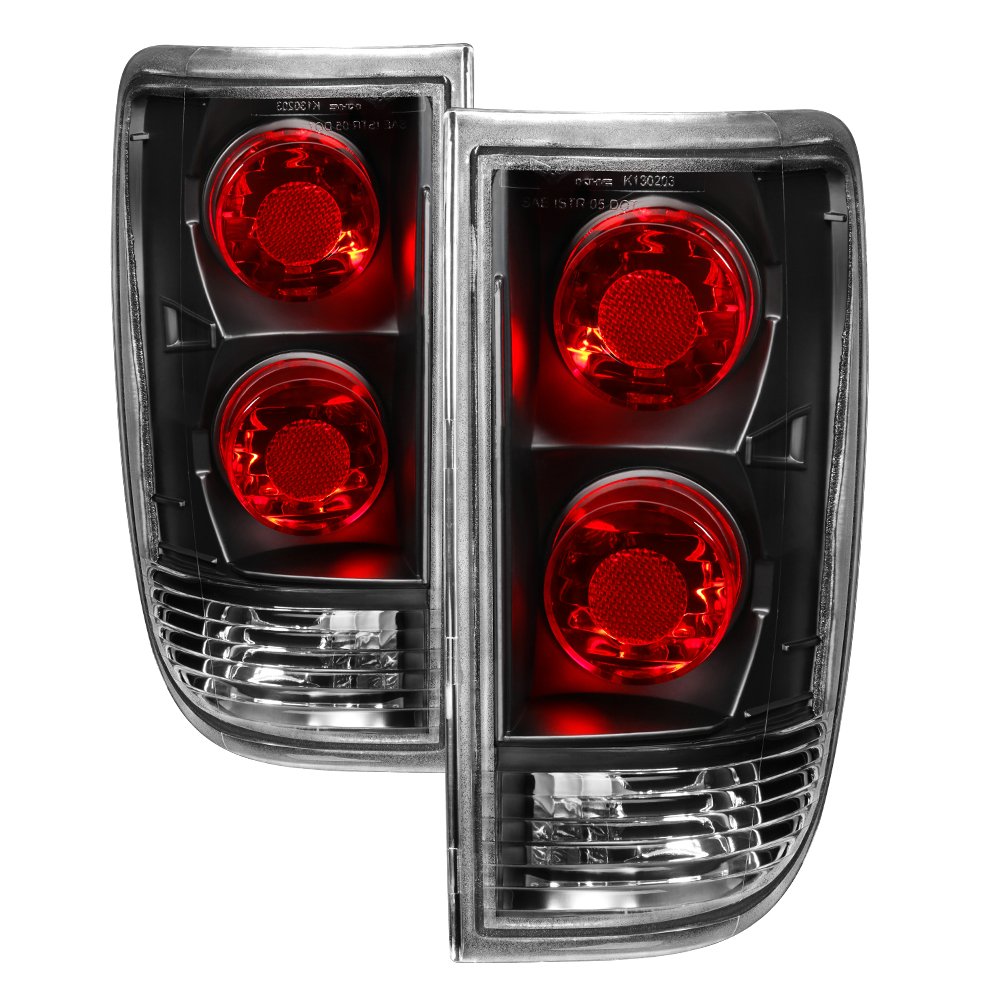 Chevy Blazer 95-05 / GMC Jimmy 95-05 xTune Euro Style Tail Lights - Black ALT-JH-CB95-BK