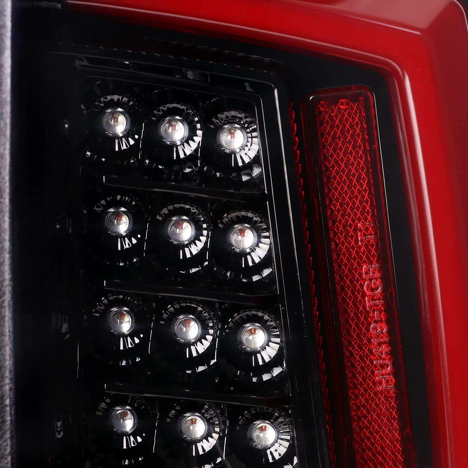 LED Tail Lights SPEC-D TUNING w/Red LED Light Bar Compatible with 2016-2022 Toyota Tacoma, Left + Right Pair Assembly