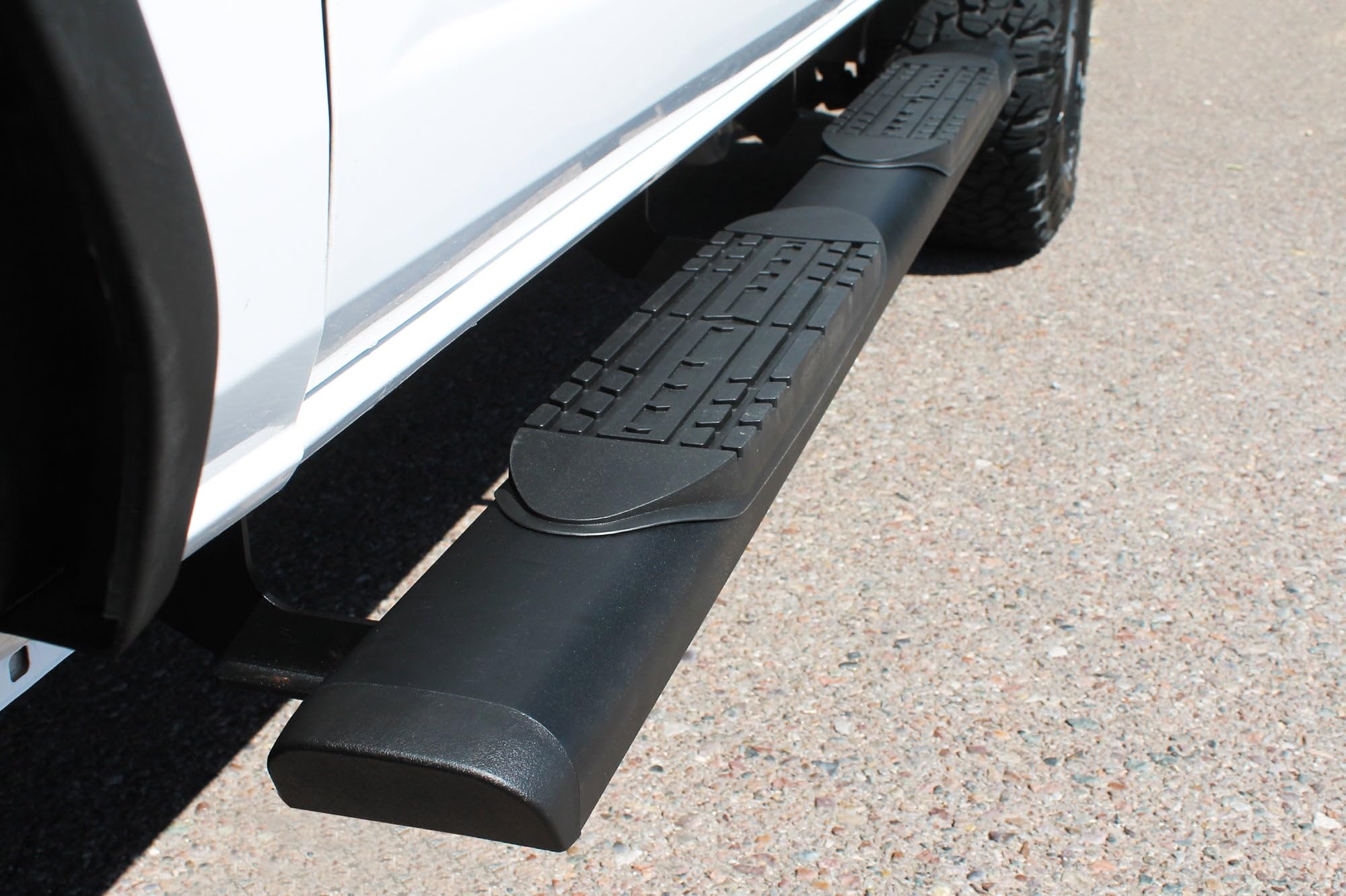 Running Boards Raptor Series Steps 5in Oval Style Black Aluminum Compatible with 21-26 Bronco 4-Door