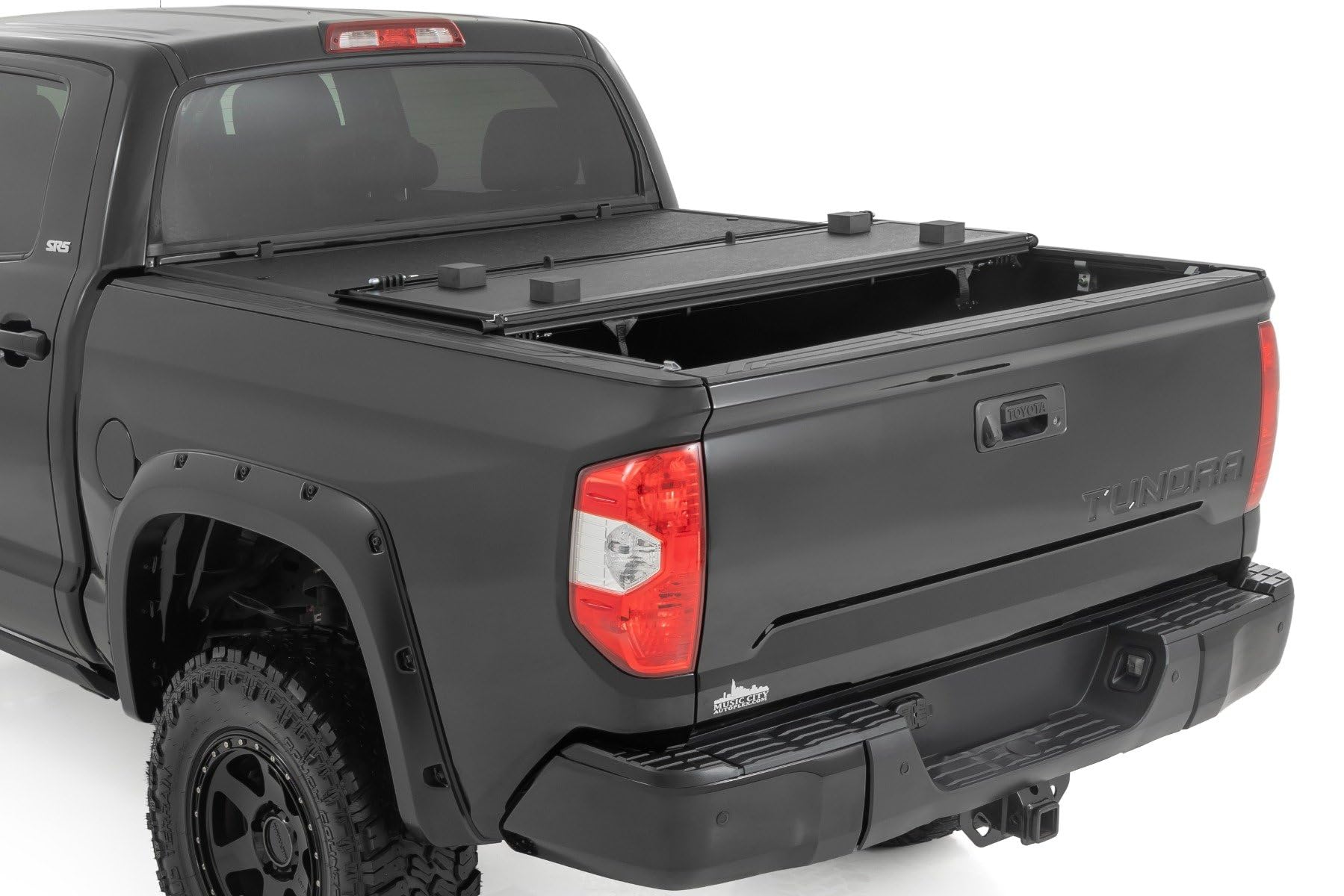 Toyota Tundra Hard Tri-Fold Rough Country Low Profile Tonneau Truck Bed Cover (2007-2021) - Low-Profile Aluminum Truck Bed Cover, Fits 5'7 Bed