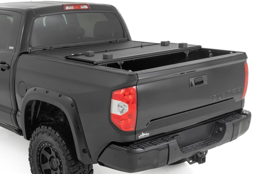Toyota Tundra Hard Tri-Fold Rough Country Low Profile Tonneau Truck Bed Cover (2007-2021) - Low-Profile Aluminum Truck Bed Cover, Fits 5'7 Bed