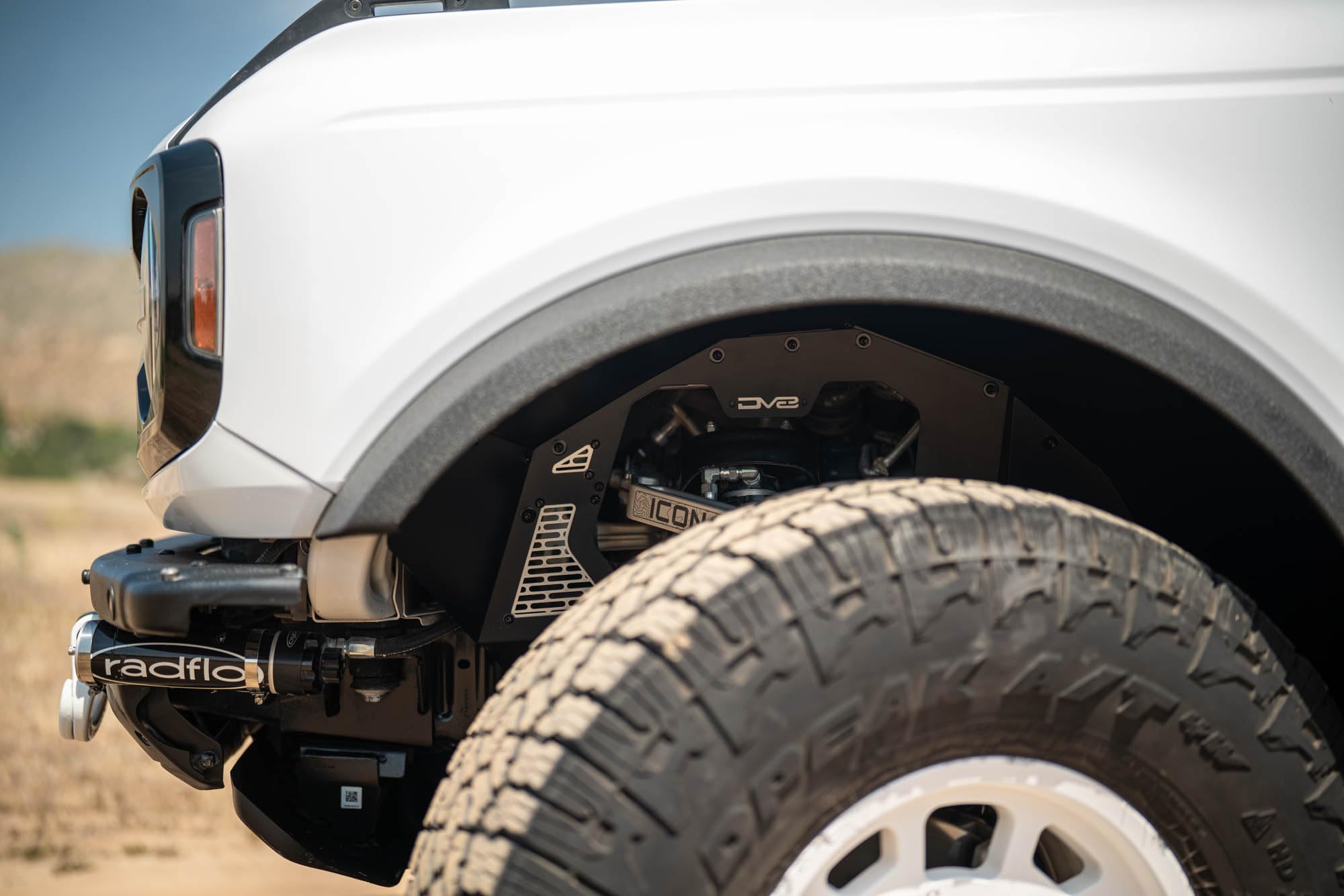 DV8 Offroad Front Fenders Inner for 2021-2025 Ford Bronco | Increases Airflow to Engine | High-Clearance Design | Lightweight & Durable Aluminum Construction | Fully Bolt-On Installation