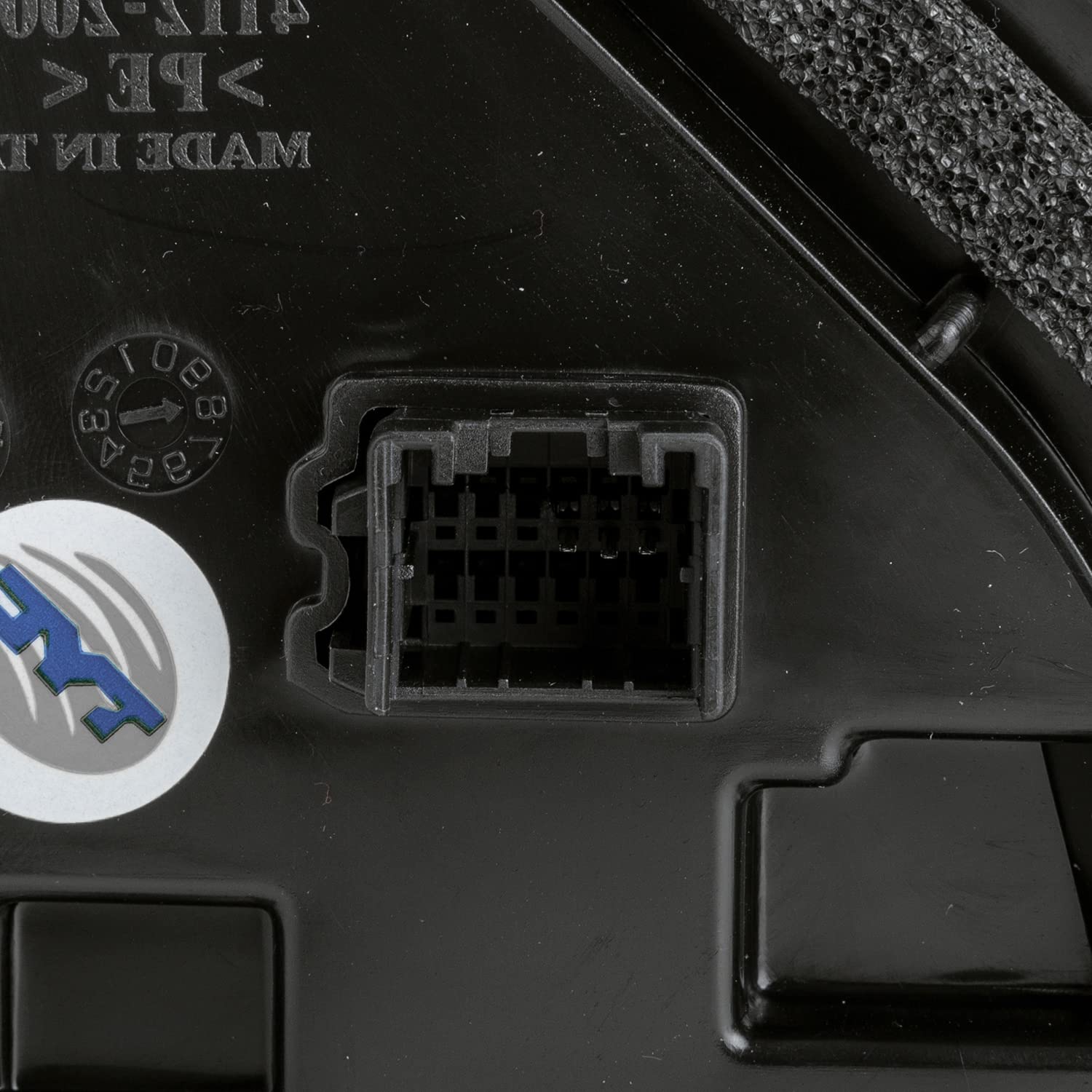 Hyundai Santa Fe TYC 7750032 Compatible Non Heated Power Replacement Driver Side Mirror, Black