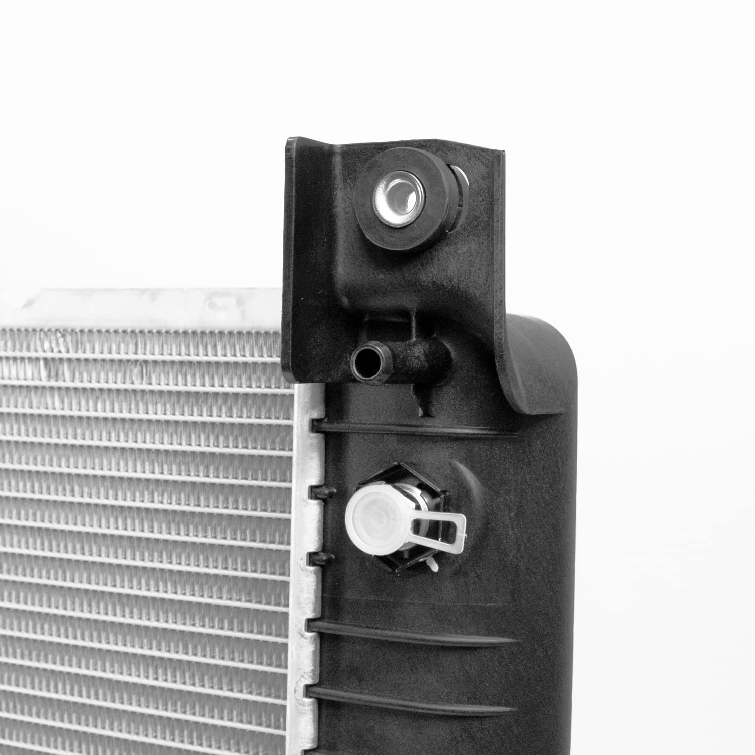 Radiator TYC 2423 Compatible with 1999-2007 Chevrolet Silverado
