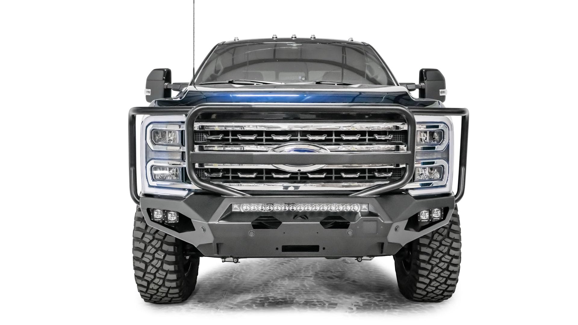 Fab Fours Matrix Front Bumper FS23-X5950-1 fits 23-23 Ford F-350 Super Duty - w/Full Grill Guard