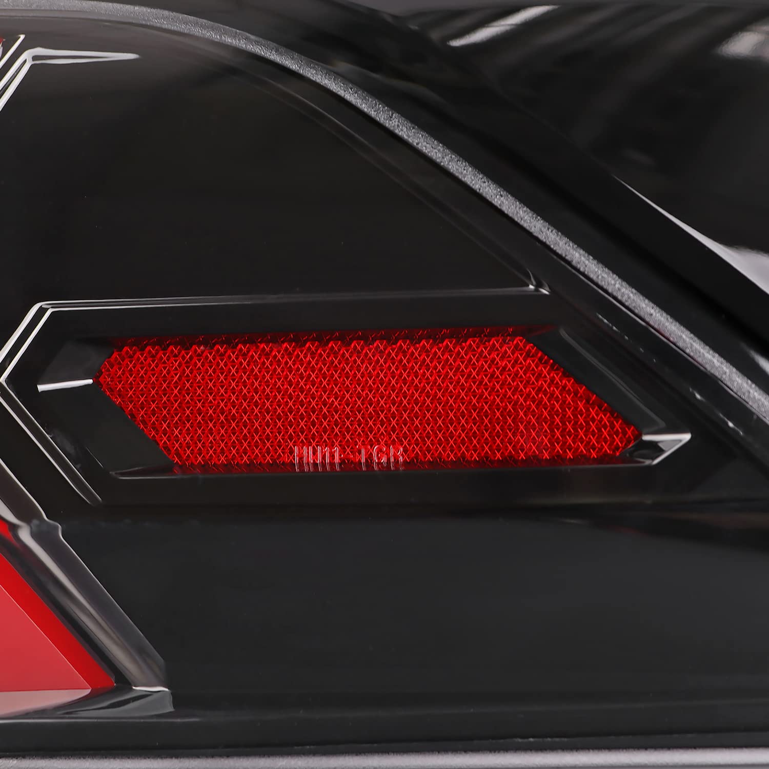 LED Sequential Tail Lights SPEC-D TUNING Glossy Black w/Red Bar Compatible with 2019-2023 Toyota RAV4, Left + Right Pair Assembly