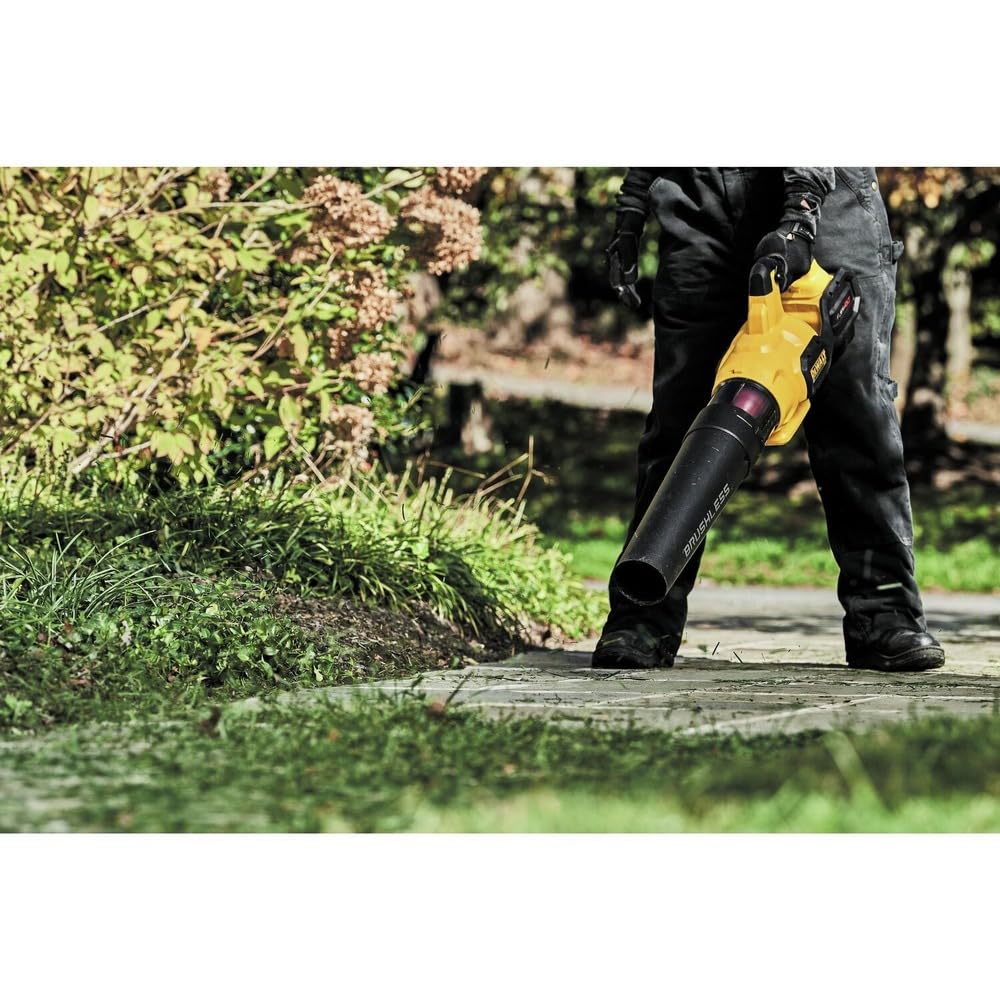 60V MAX* DEWALT FLEXVOLT Leaf Blower, Cordless, Handheld, 125-MPH, 600-CFM, Tool Only (DCBL772B)