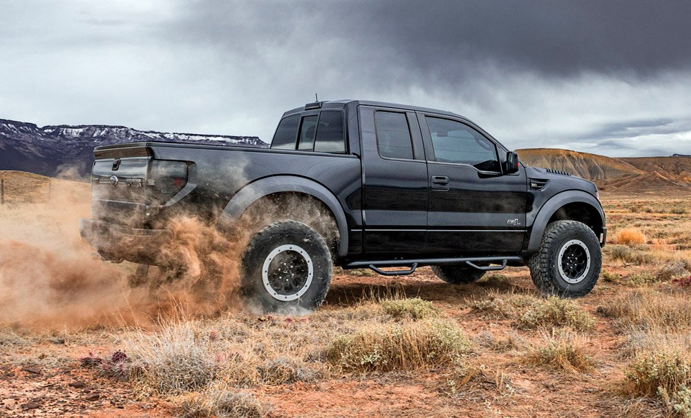 Nerf Steps RealTruck for Ford F-250/F-350 | Cab Length, Heavy Duty Steel, Textured Black | F9984CC-TX | Fits 1999 - 2016 Ford F-250 / F-350 Super Duty Crew Cab