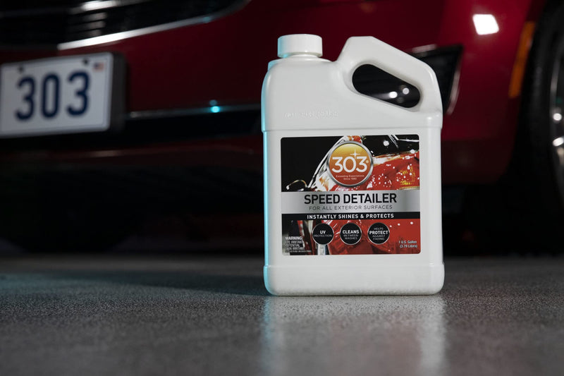 303 Products Speed Detailer - Protects and Instantly Shines Paint - for All Exterior Automotive Surfaces - Cleans Between Washes - UV Protection, 1 Gallon, (30229)
