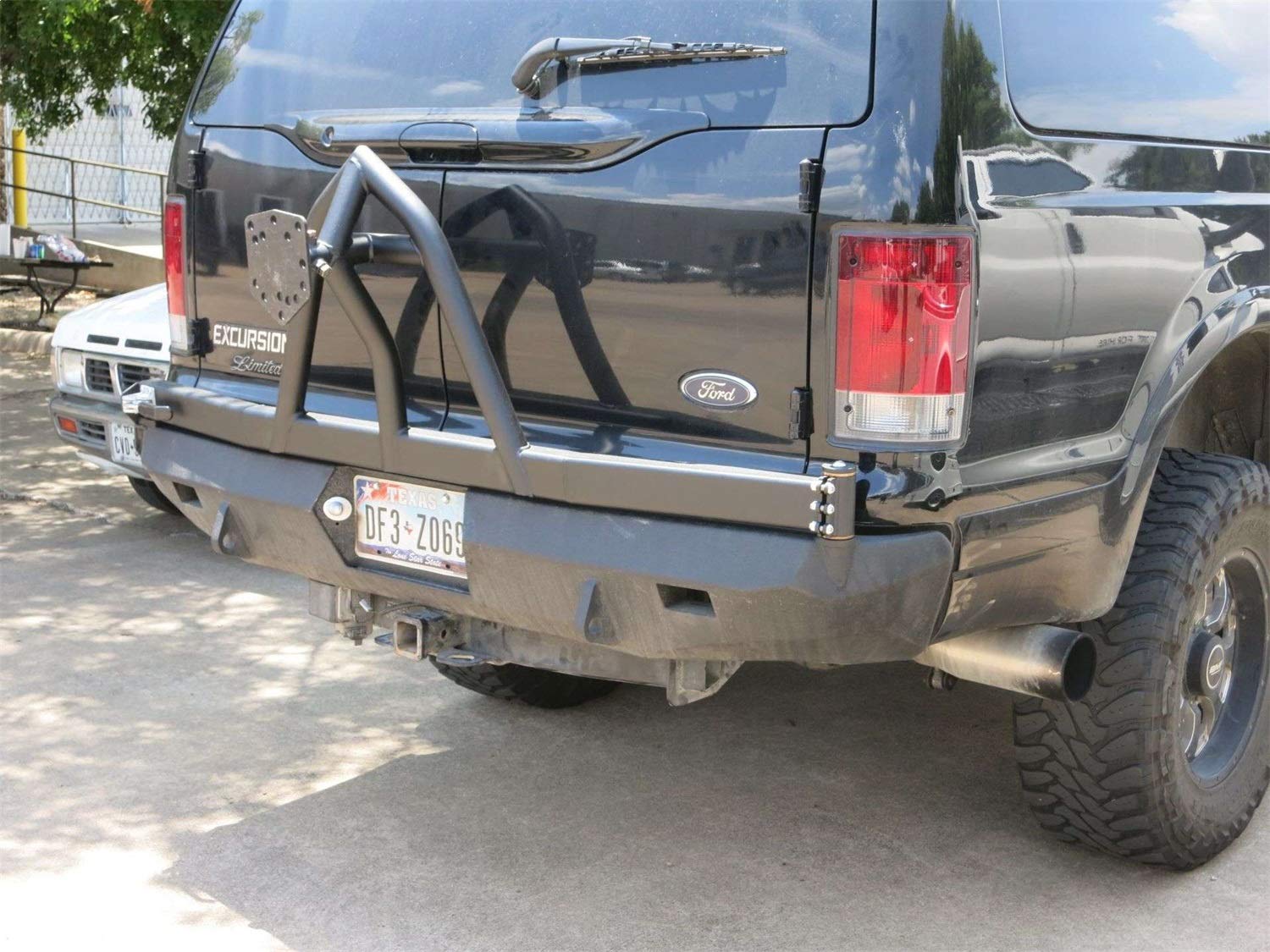 61208B Road Armor Tire Carrier